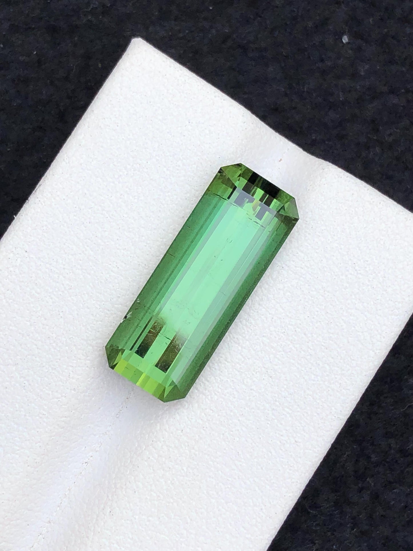 10.40 ct faceted green tourmaline dimension:20*8*7mm