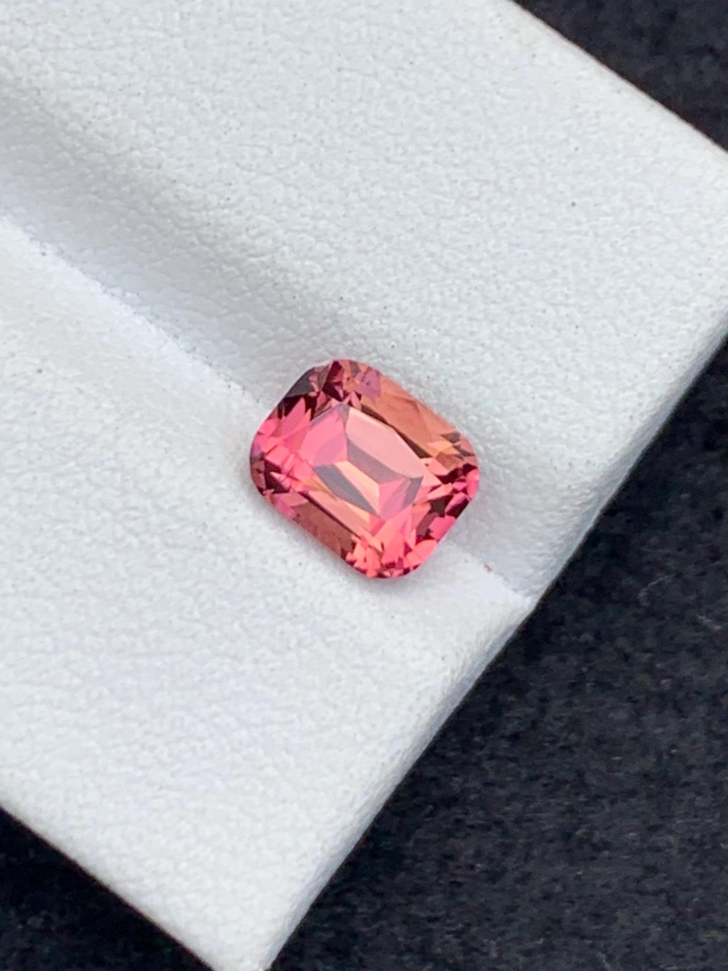 1.50 ct faceted sweet pink tourmaline dimension:7*6*5mm