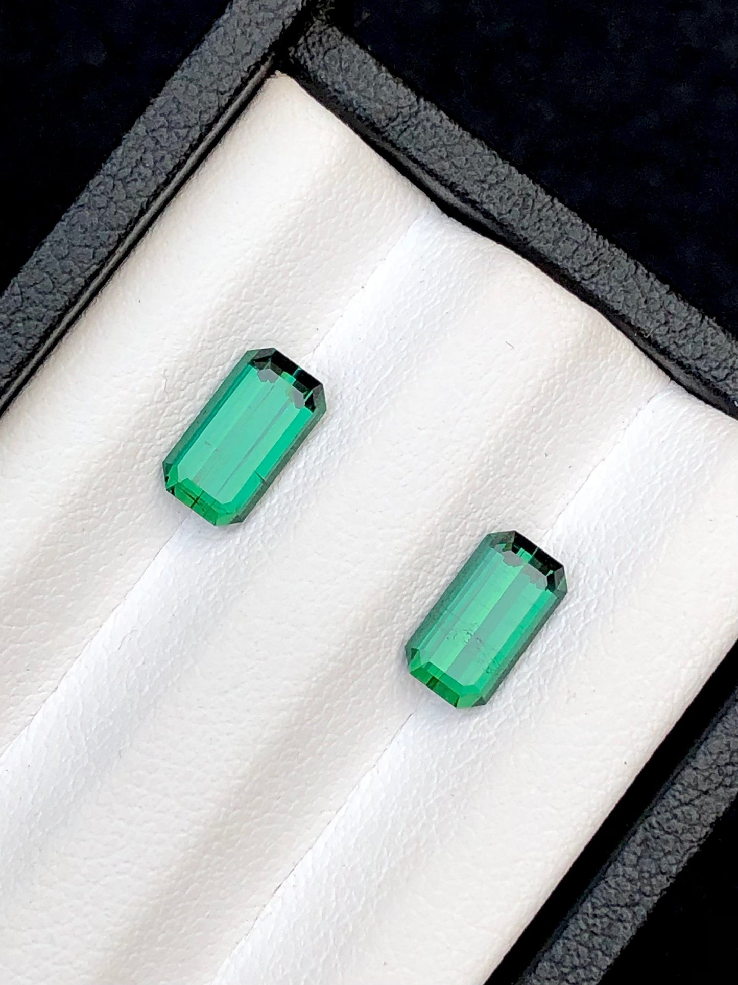 Emerald green tourmaline pair 2.40 carats natural