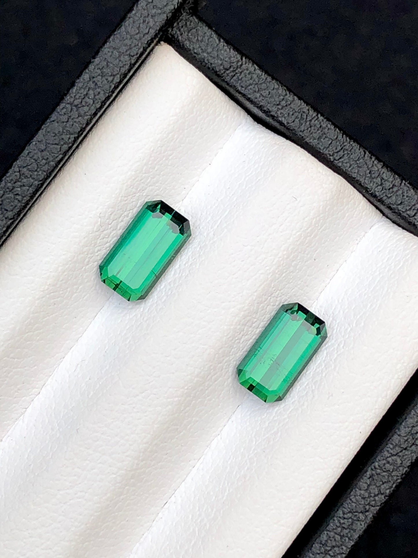 Emerald green tourmaline pair 2.40 carats natural