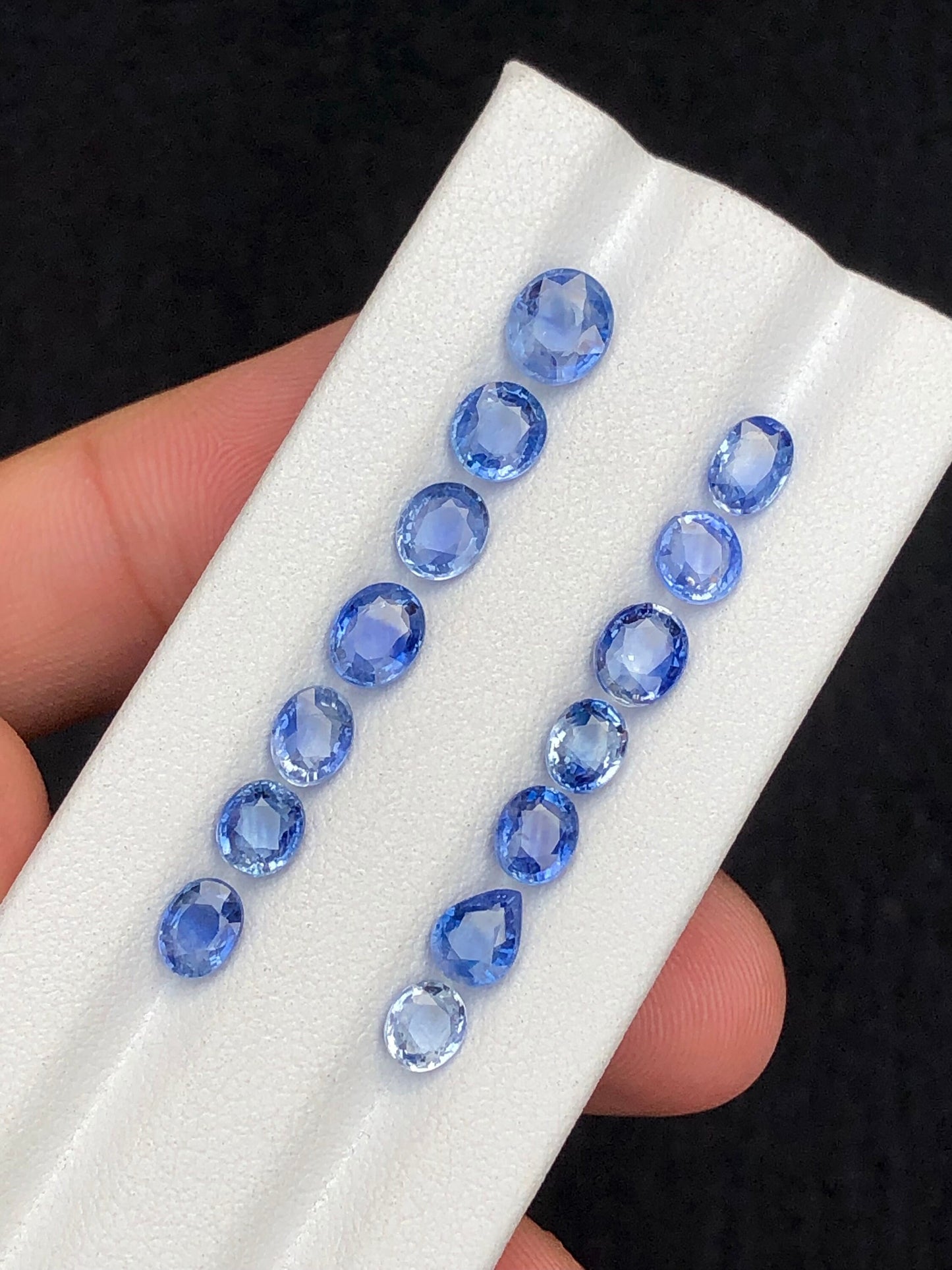 Natural sapphire lot 9.85 carats perfect for jewellery