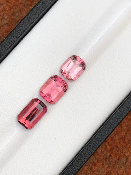 Pink tourmalines natural 4.70 carats origin Afghanistan