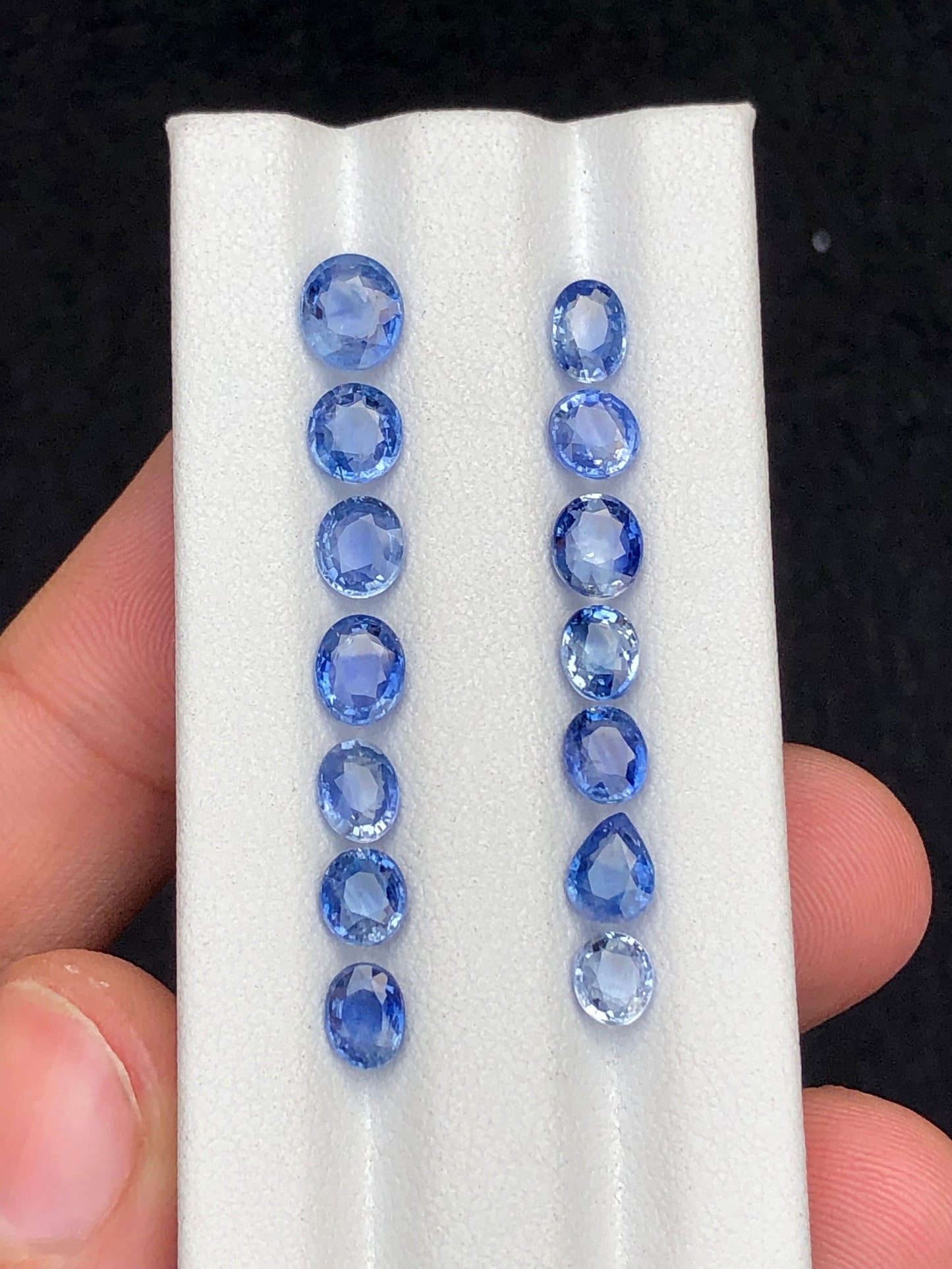 Natural sapphire lot 9.85 carats perfect for jewellery