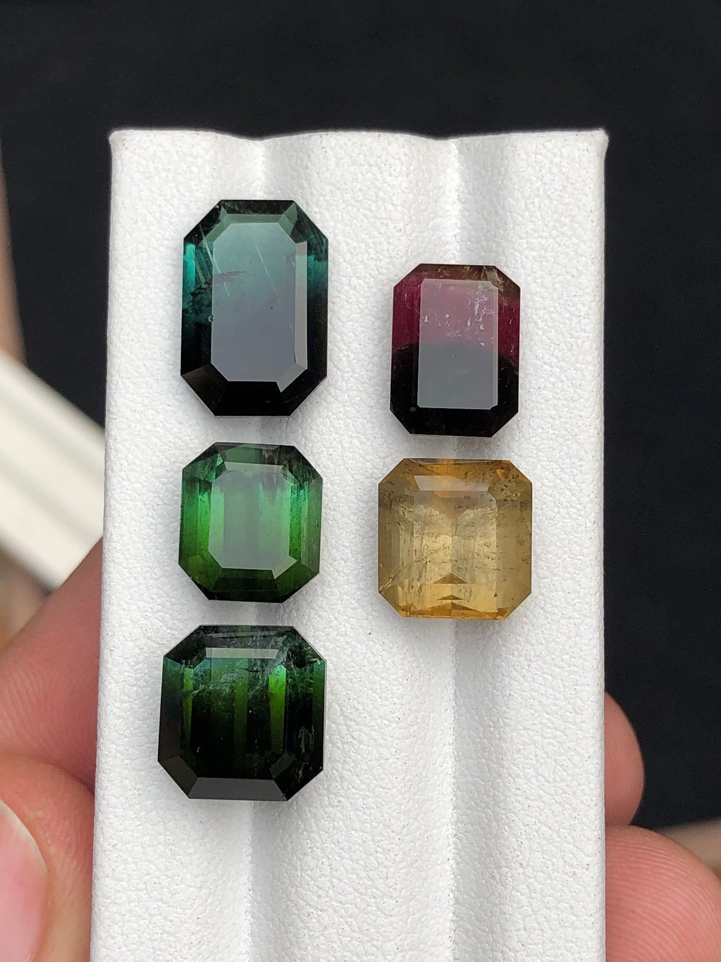 Multi colours faceted tourmalines 29 carats