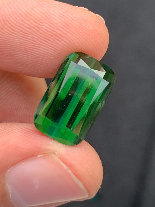 10 ct faceted green tourmaline dimension:15*10*7mm