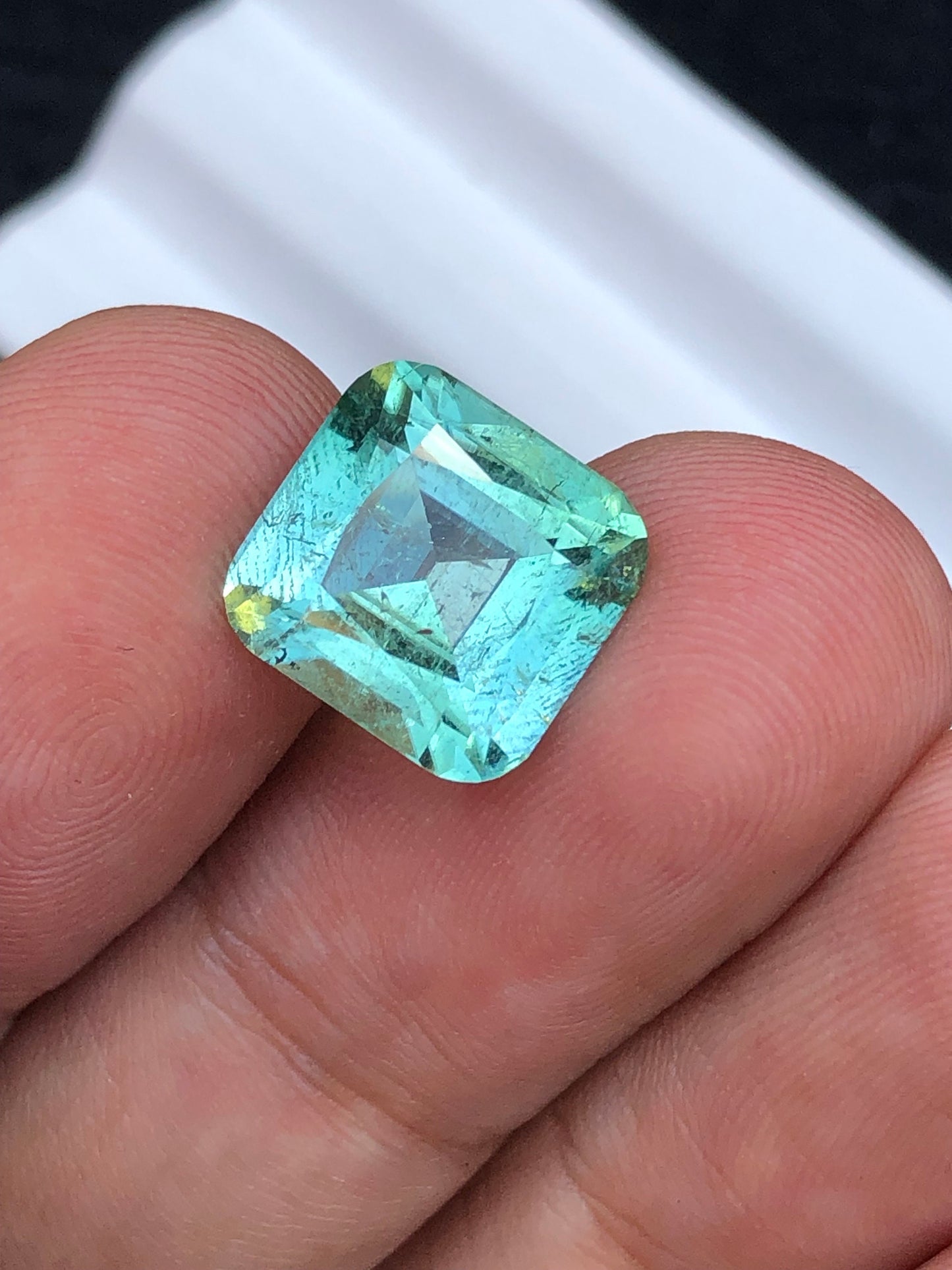 Mint tourmaline 6.10 carat natural