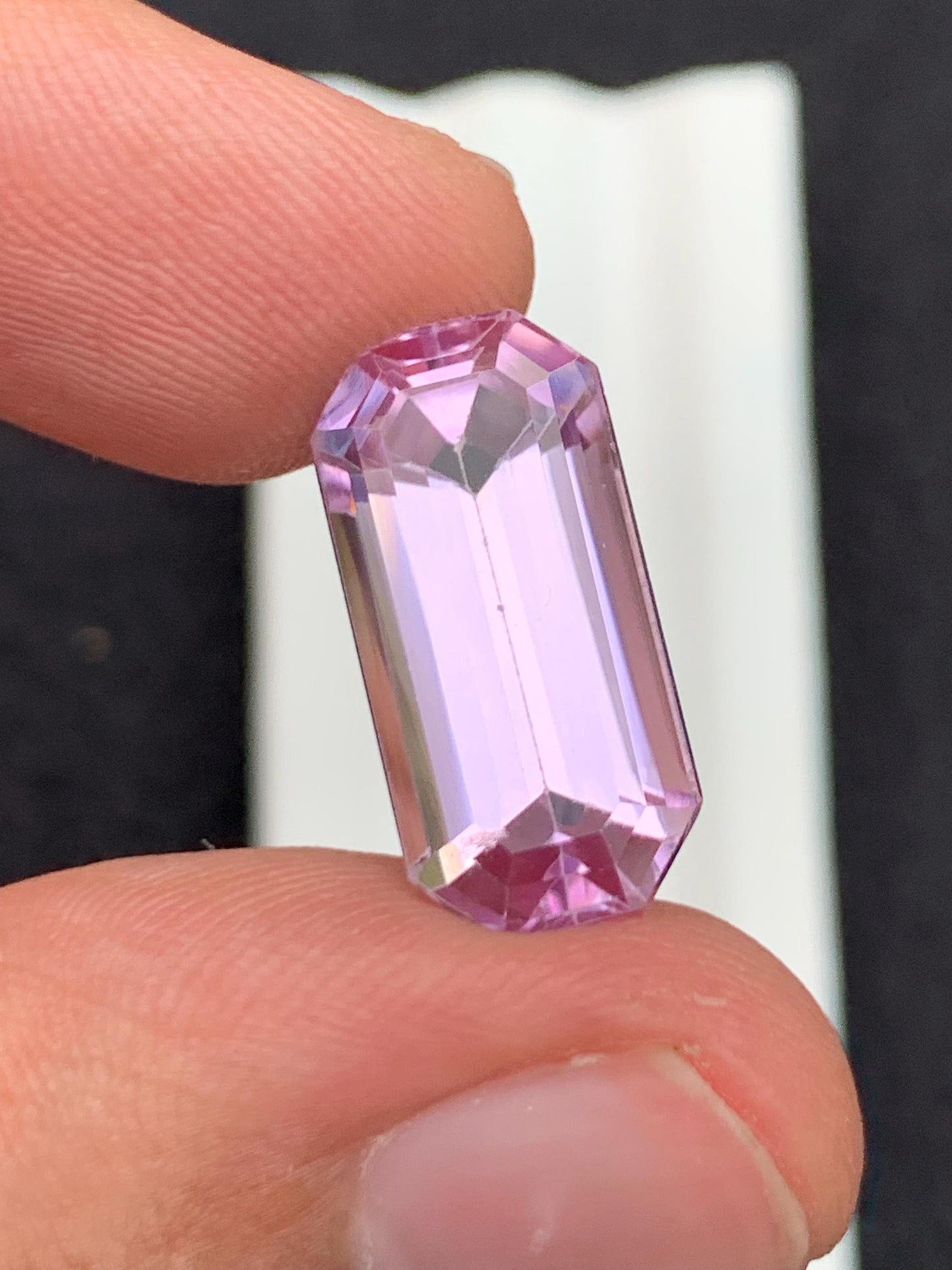 12.75 ct faceted natural kunzite dimension:19*9*8mm