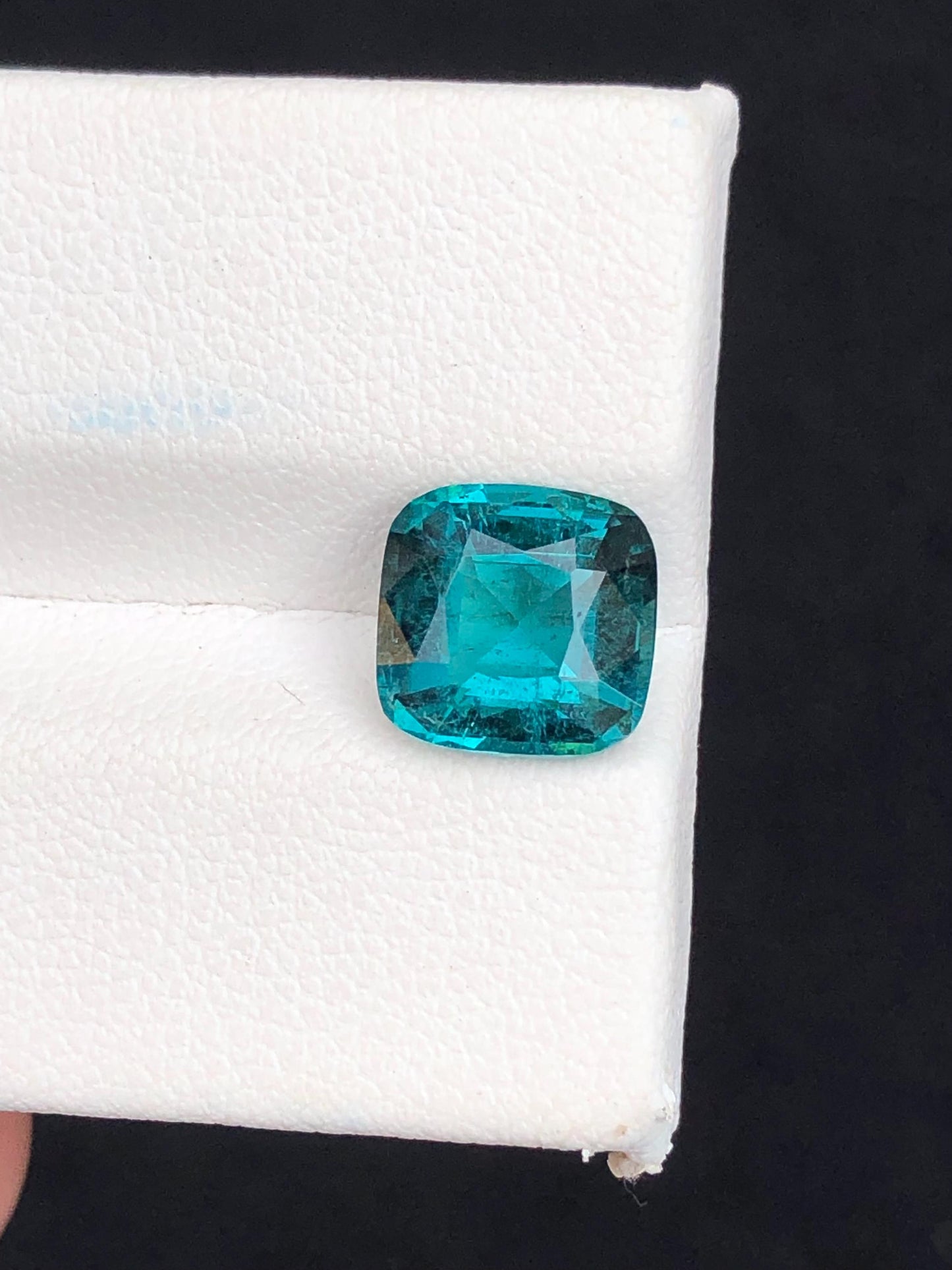 2.70 ct faceted top blue tourmaline dimension:9*9*5mm