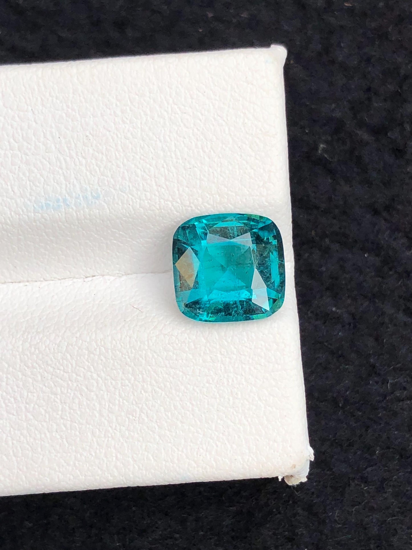 2.70 ct faceted top blue tourmaline dimension:9*9*5mm