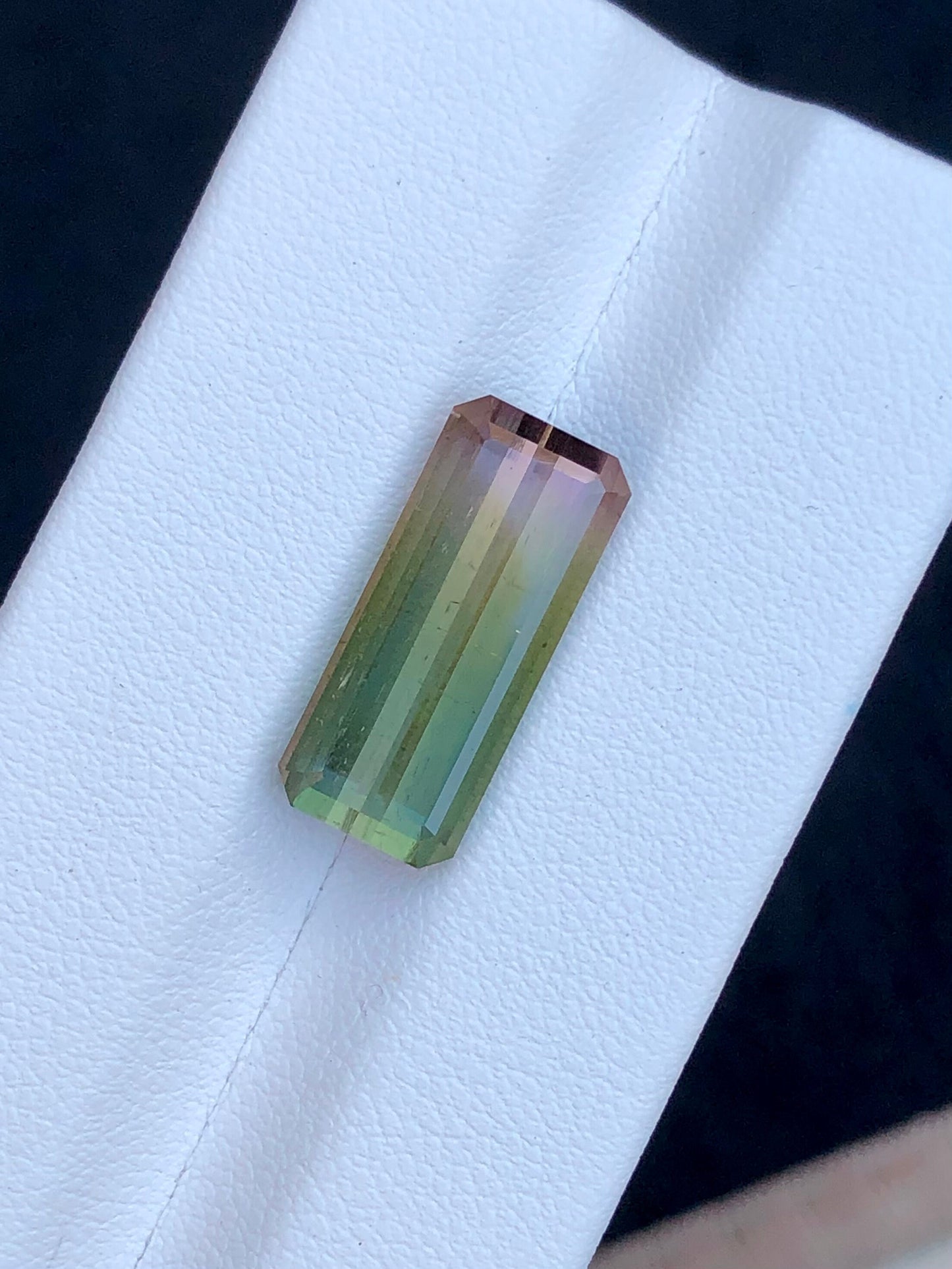 Bi colour tourmaline 9.30 carat