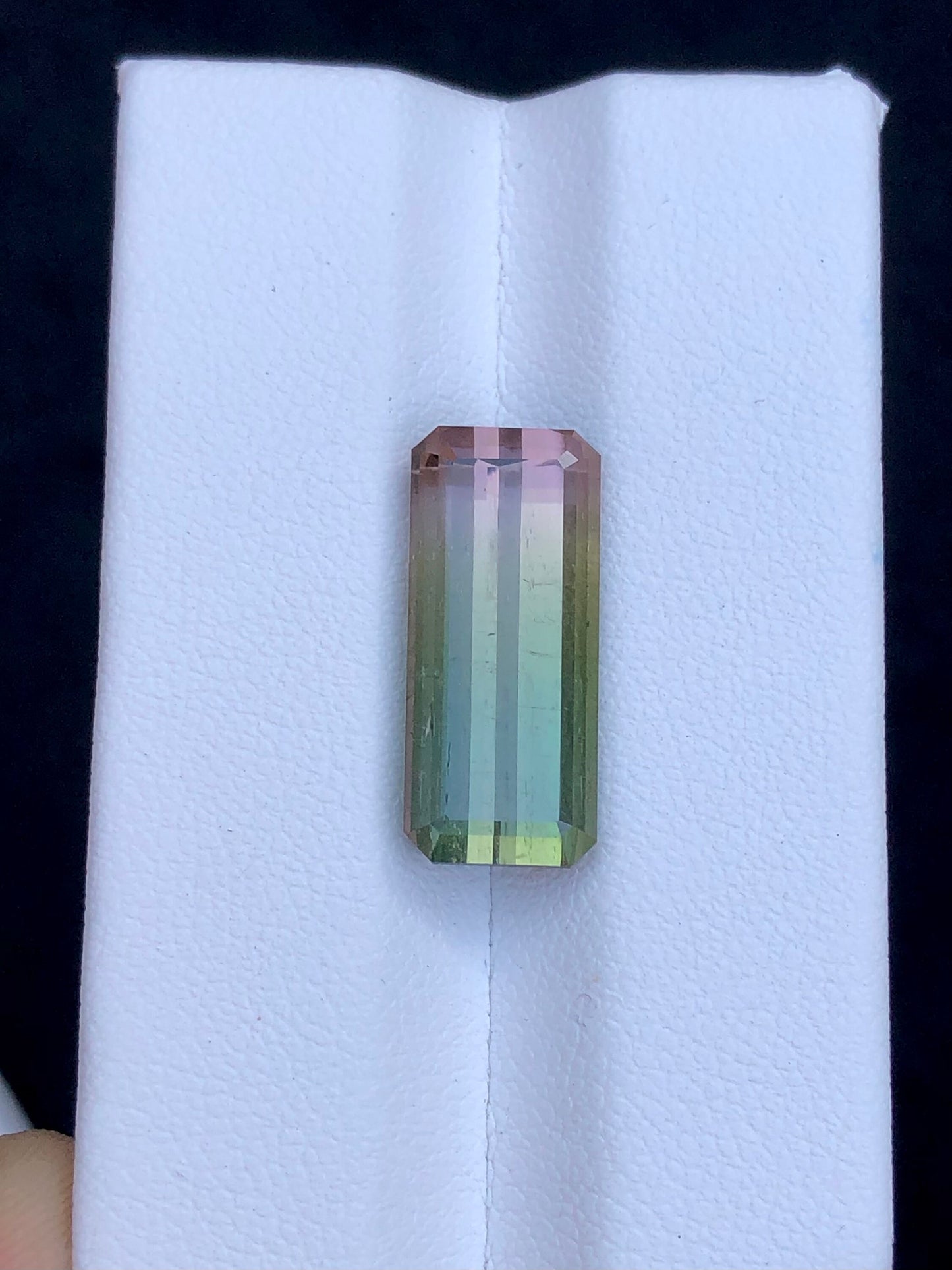 Bi colour tourmaline 9.30 carat