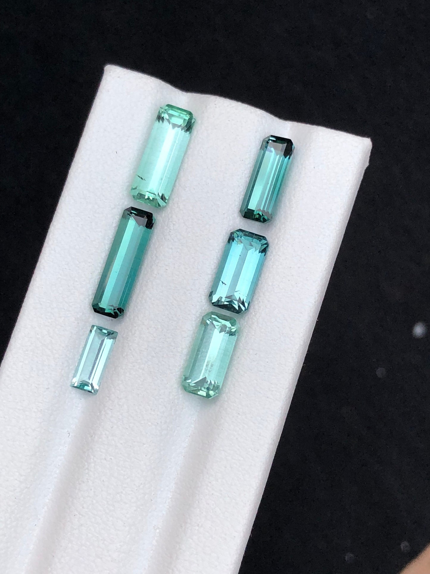 Blue tourmalines natural 8.40 carats origin Afghanistan