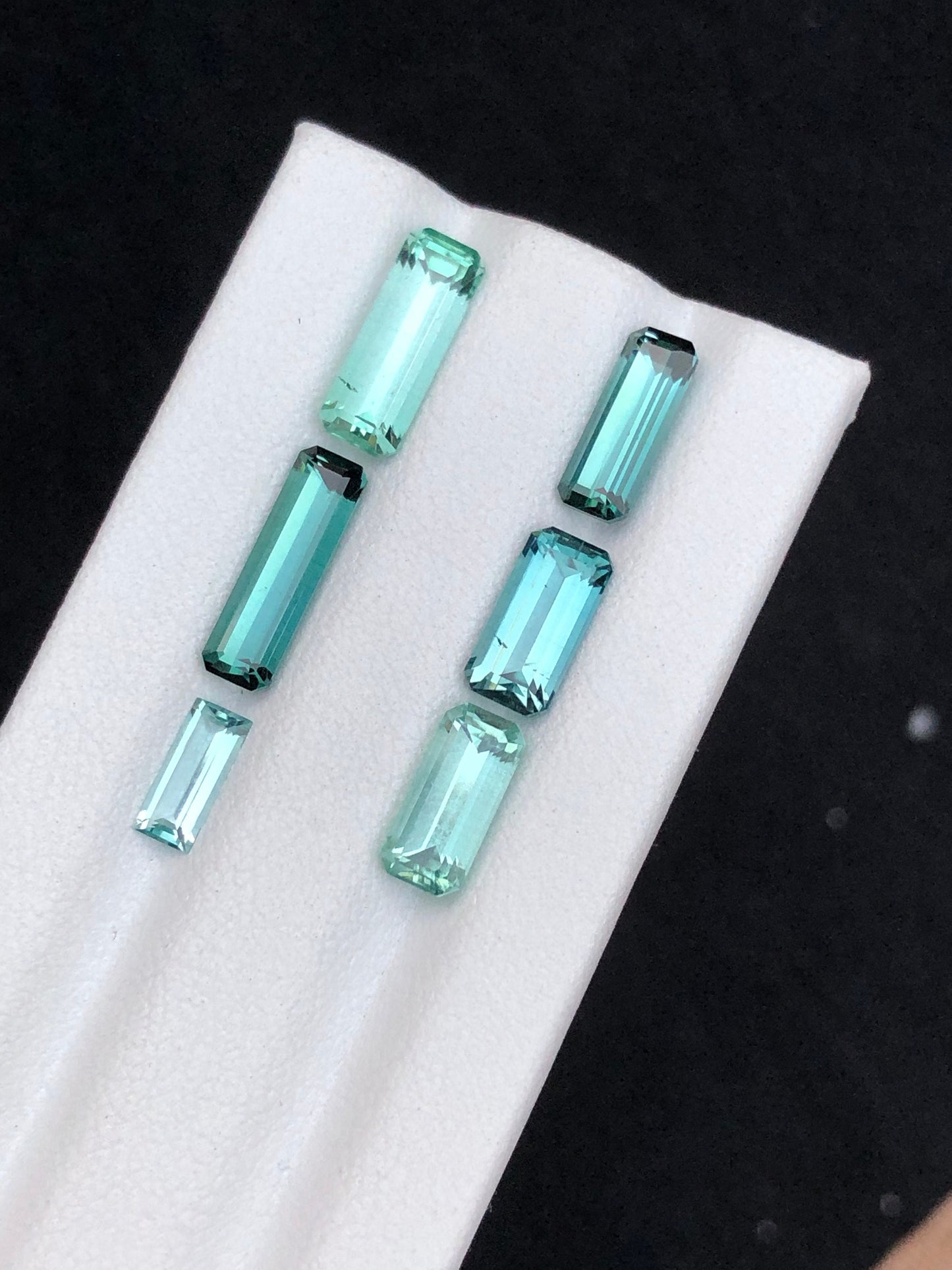 Blue tourmalines natural 8.40 carats origin Afghanistan