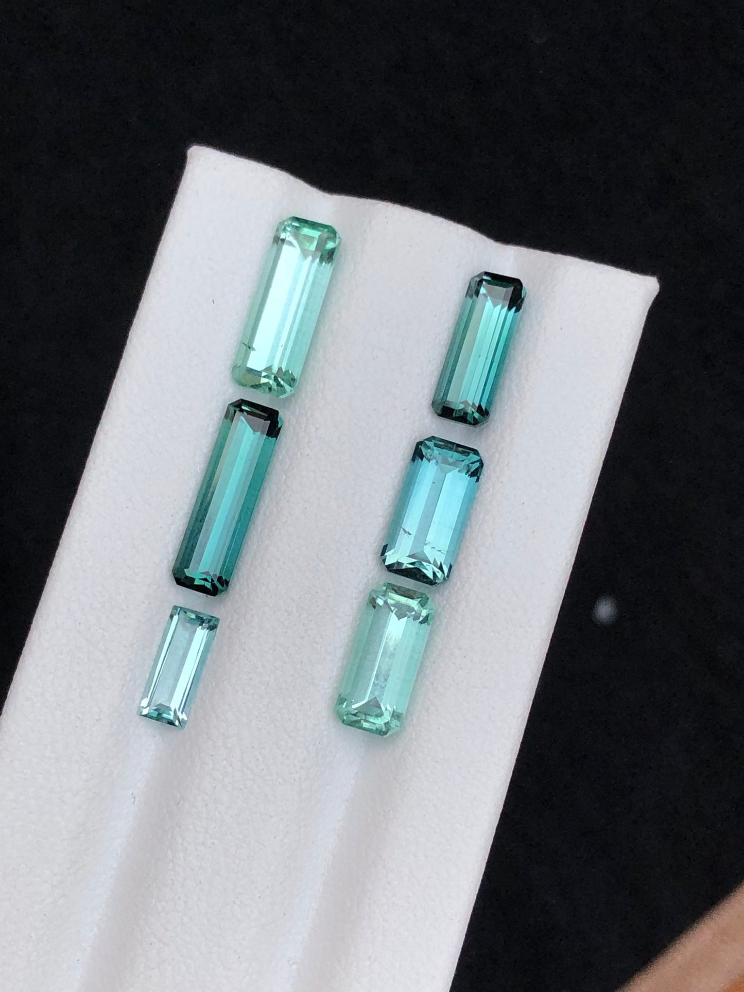 Blue tourmalines natural 8.40 carats origin Afghanistan