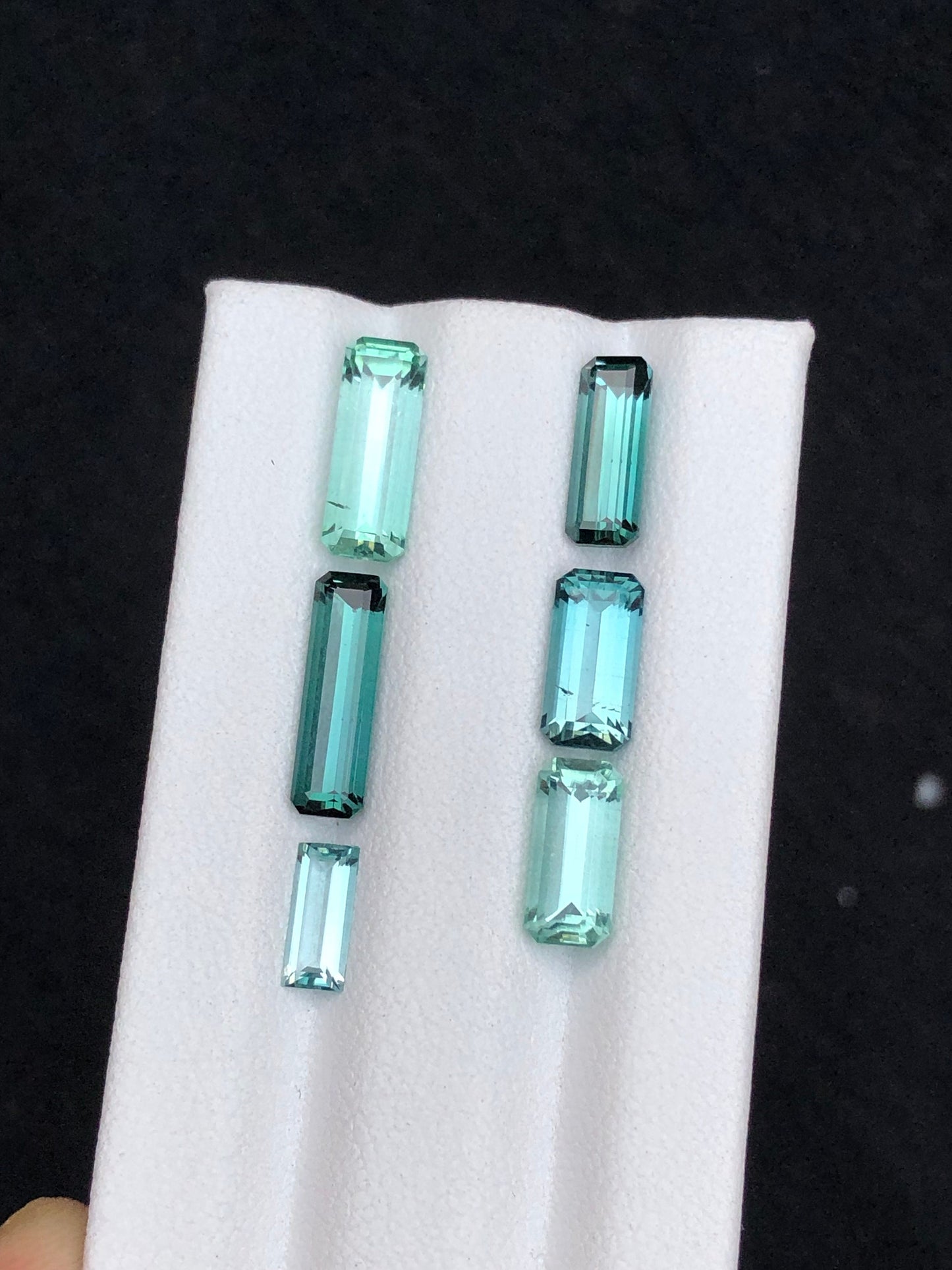 Blue tourmalines natural 8.40 carats origin Afghanistan