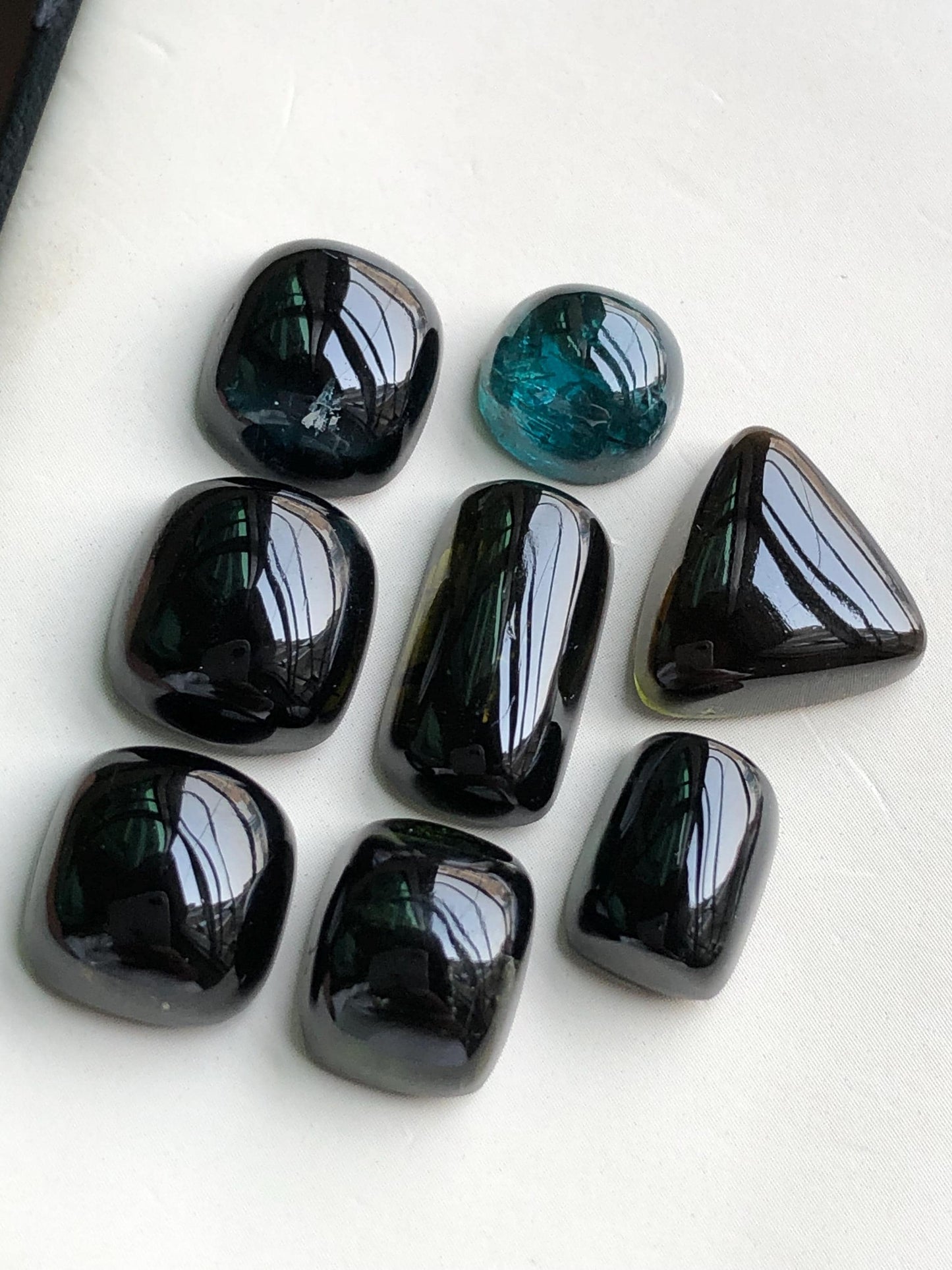 59.60 carats Dark green tourmaline cabochons lot origin Afghanistan kunar mine