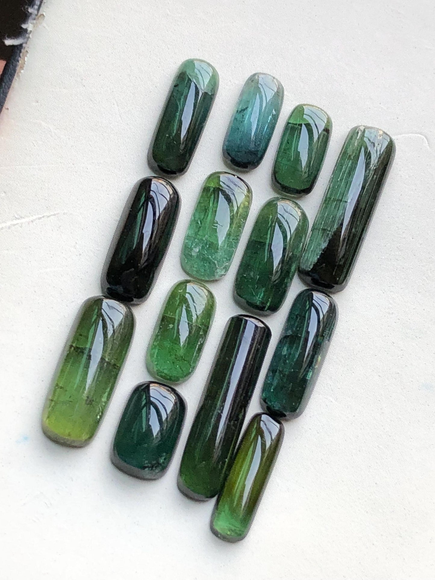 31.90 carats Green tourmaline cabochons lot origin Afghanistan kunar mine