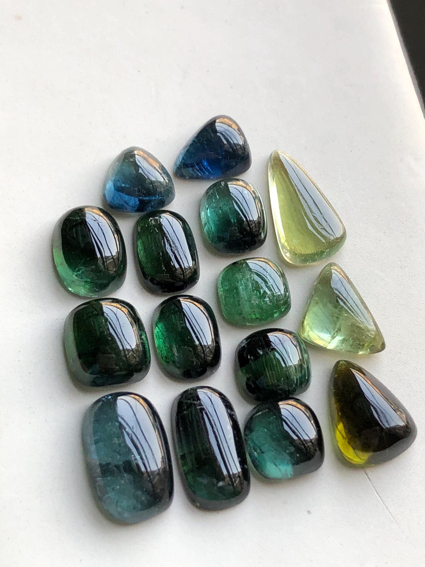 38 carats tourmaline cabochons lot origin Afghanistan kunar mine