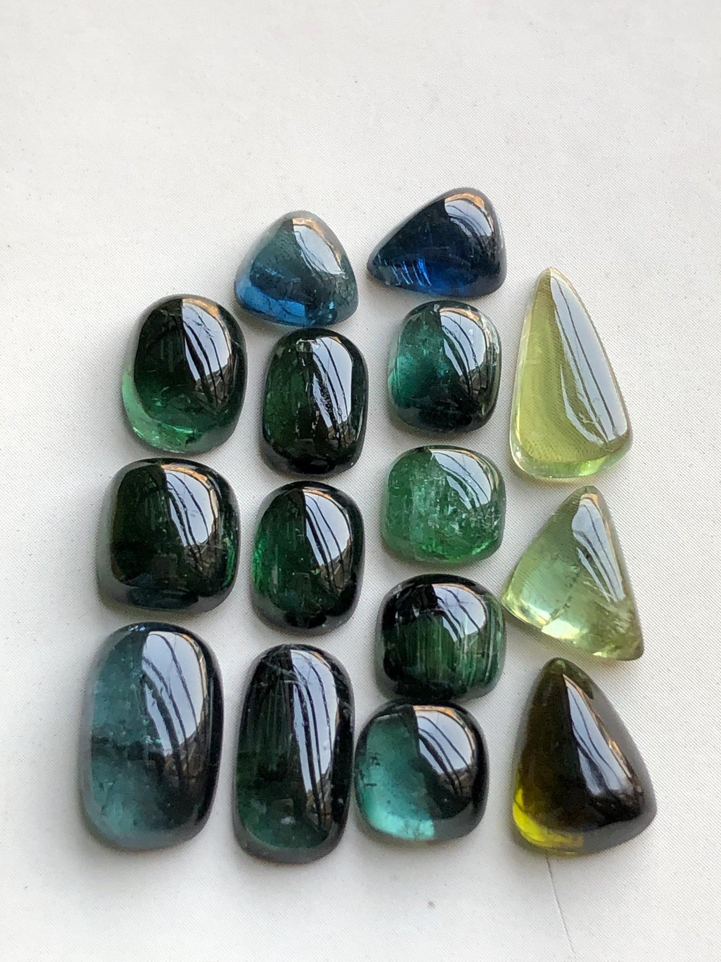 38 carats tourmaline cabochons lot origin Afghanistan kunar mine