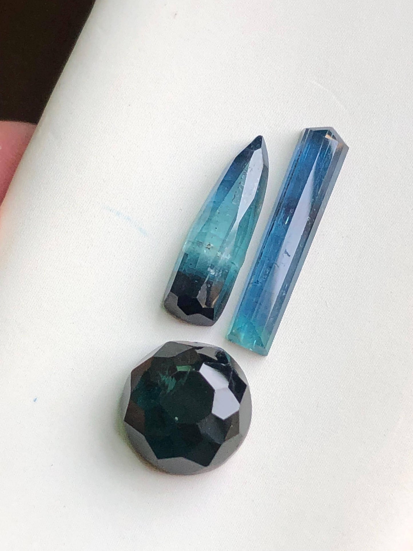 15 carats Blue tourmaline rose cuts perfect for pendant