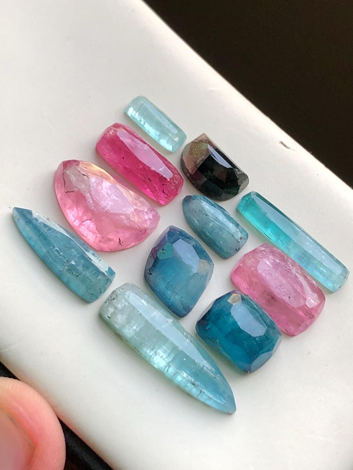 56 carats Blue and pink tourmaline rose cuts lot origin Afghanistan