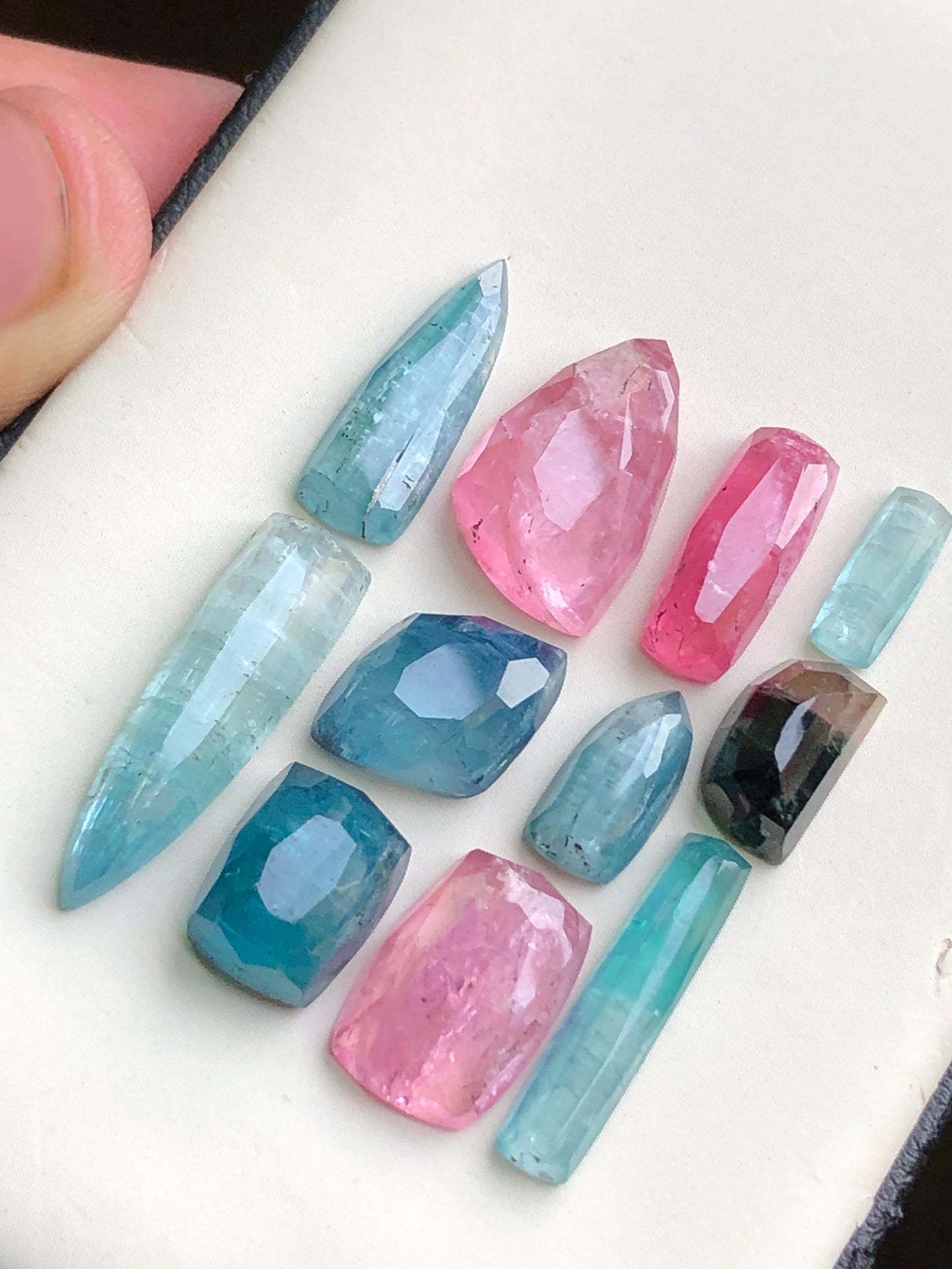 56 carats Blue and pink tourmaline rose cuts lot origin Afghanistan