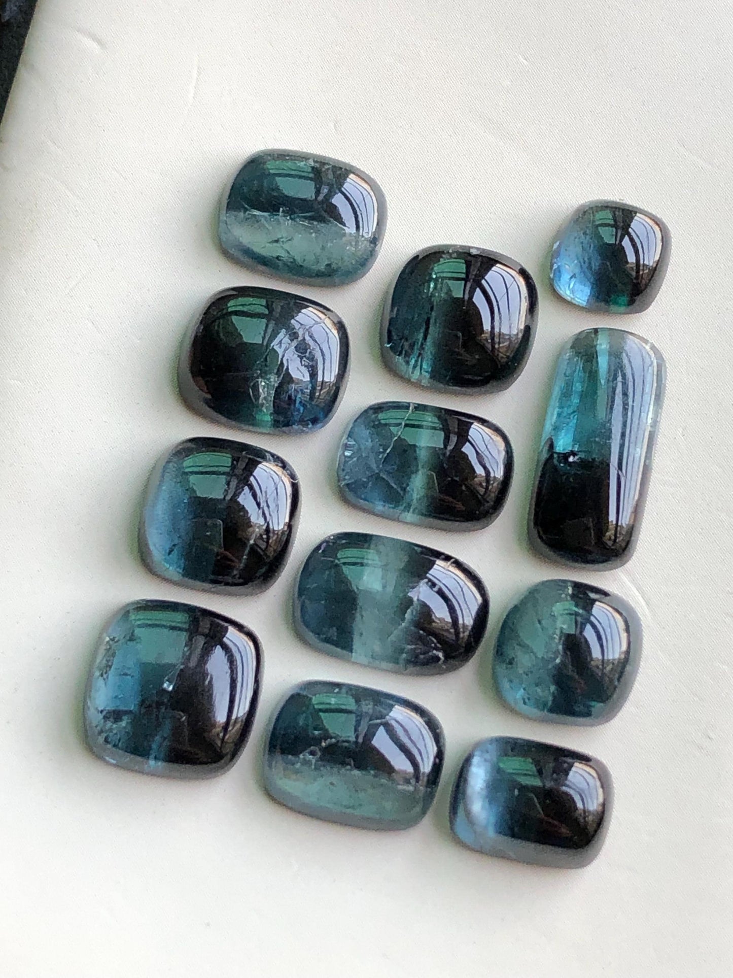 45.50 carats Bi colour tourmaline cabochons lot origin Afghanistan