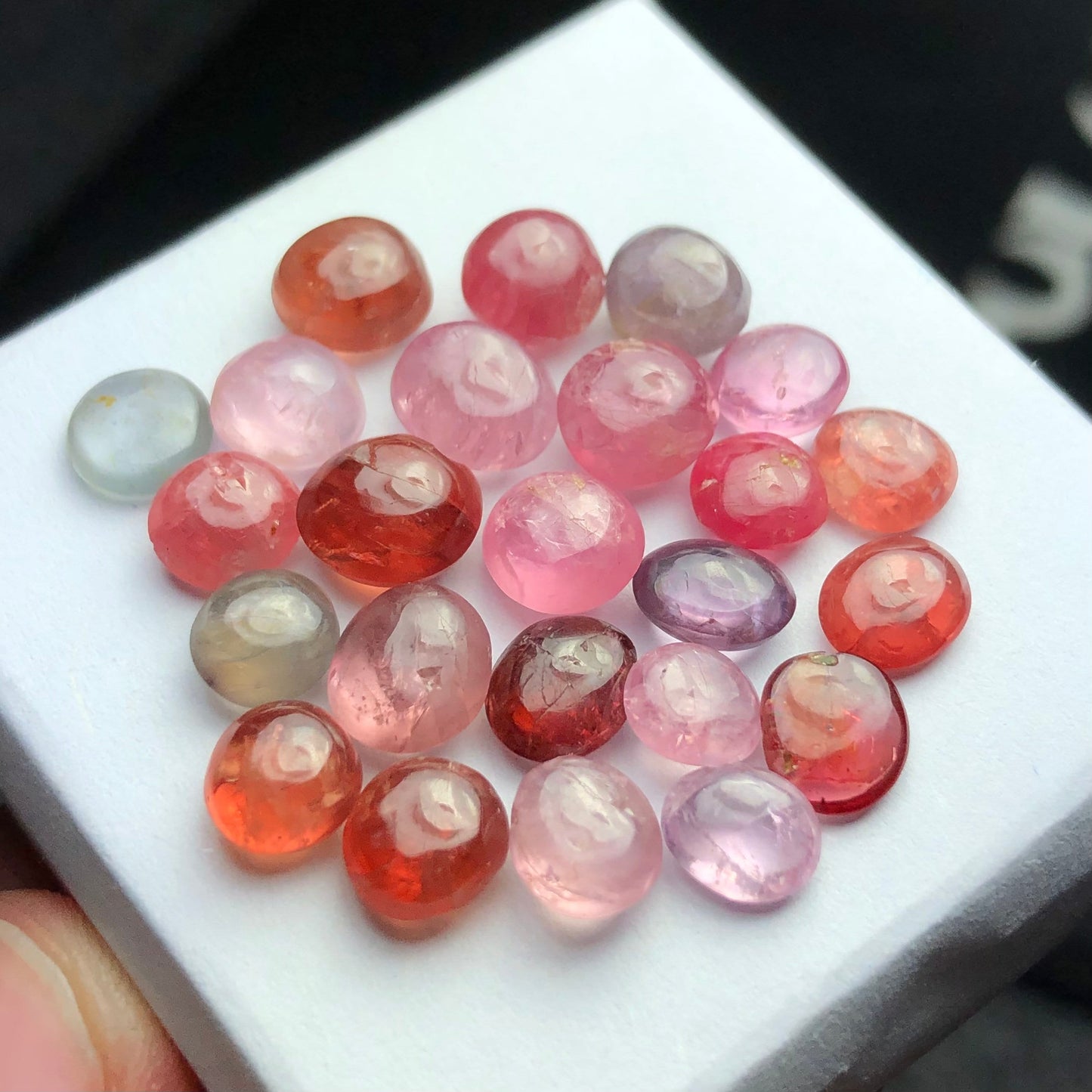 38 carats natural spinal cabochons