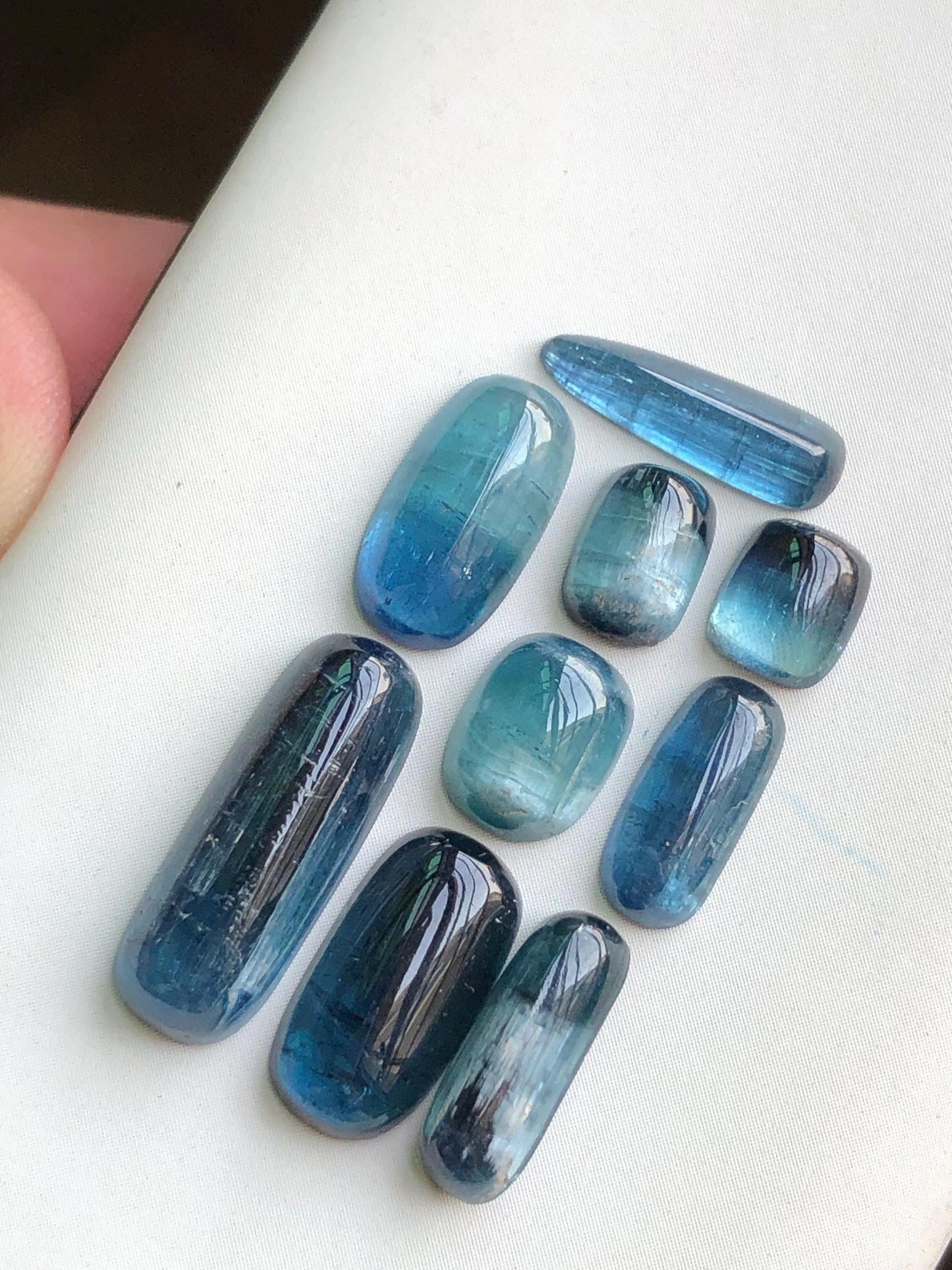 19.60 cts indicolite tourmaline cabochons flat back 6mm to 17.5mm