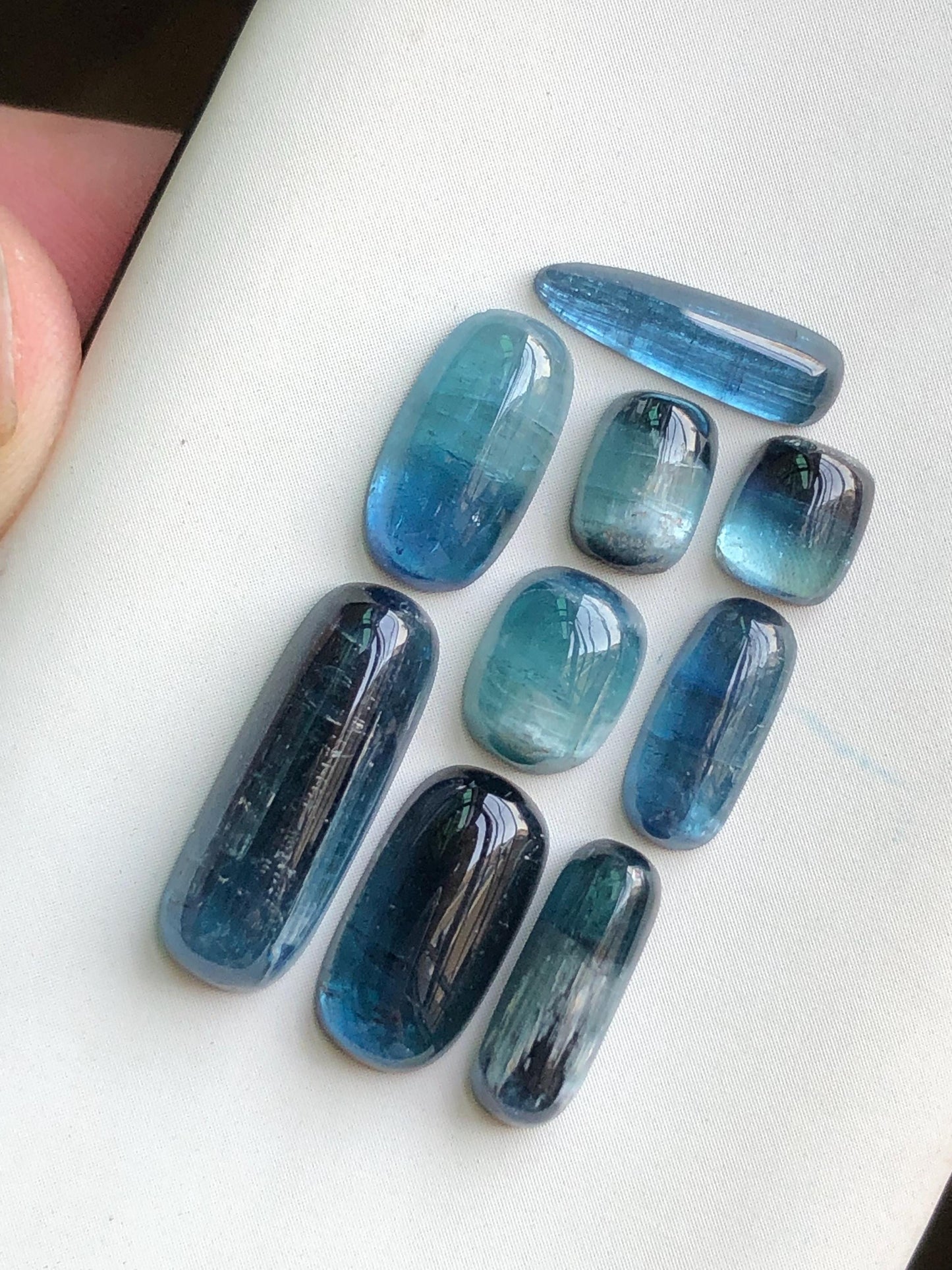 19.60 cts indicolite tourmaline cabochons flat back 6mm to 17.5mm