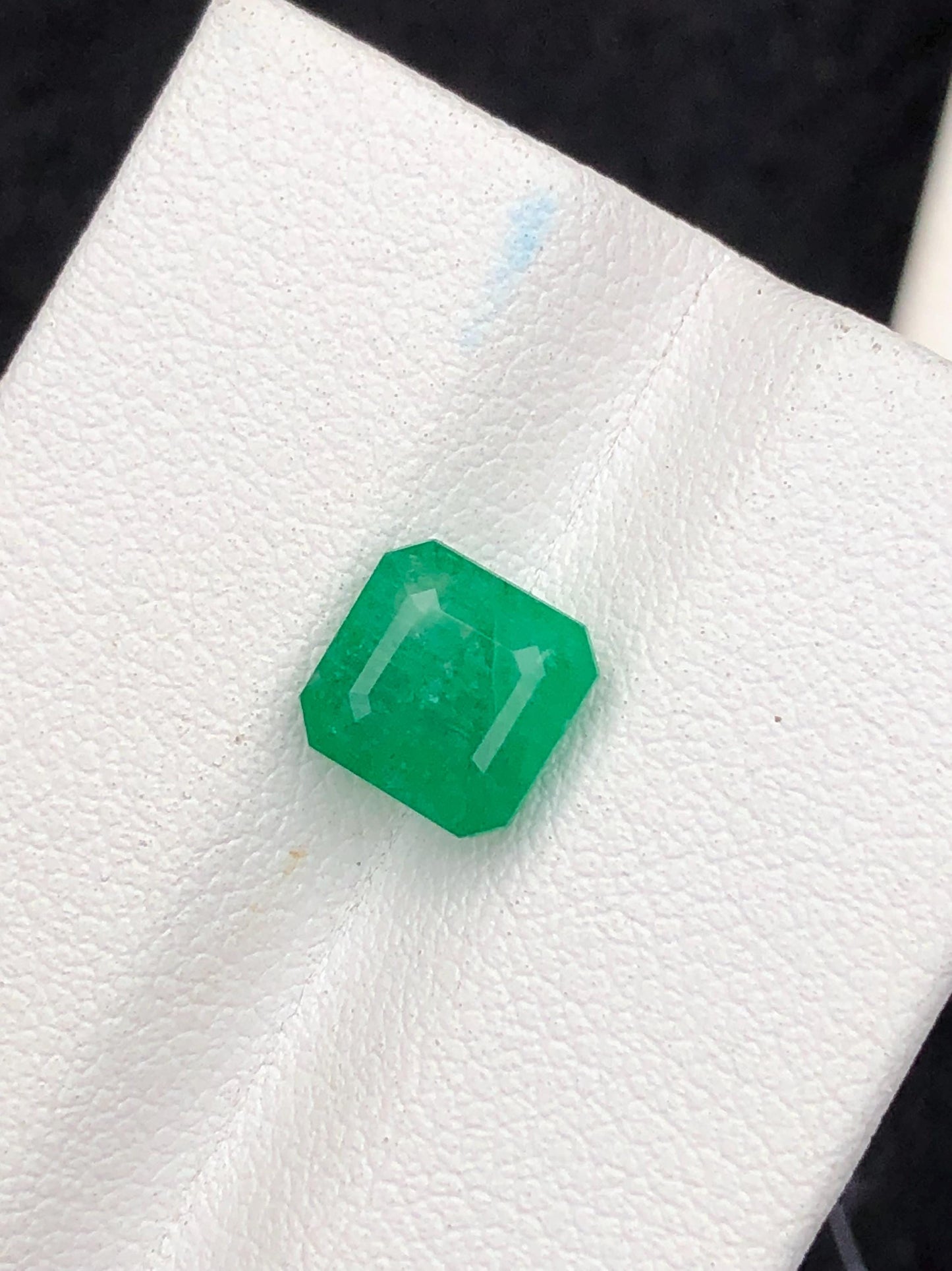 2.20 carat Natural emerald from swat