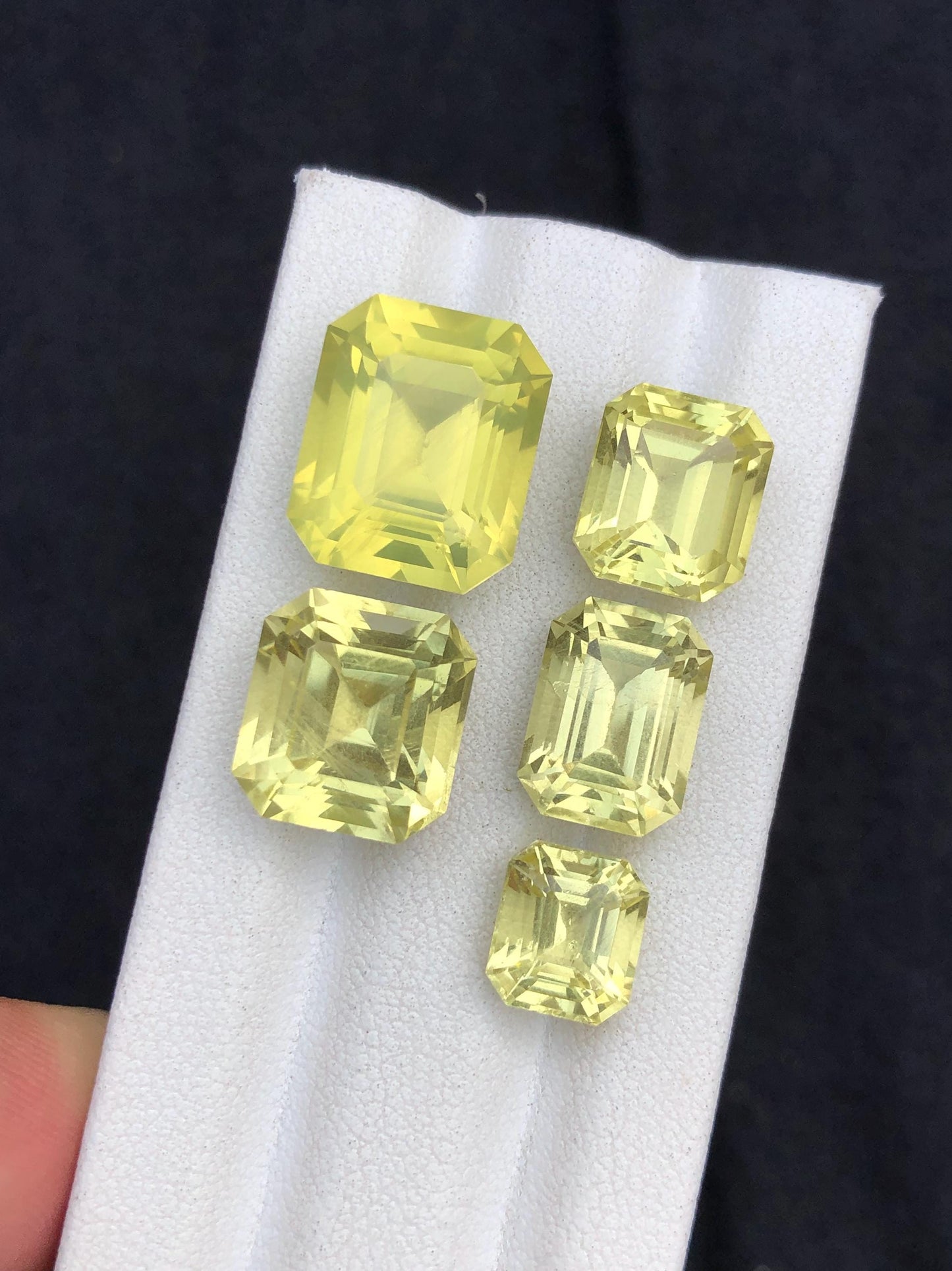 32 carats Faceted Citrine lot