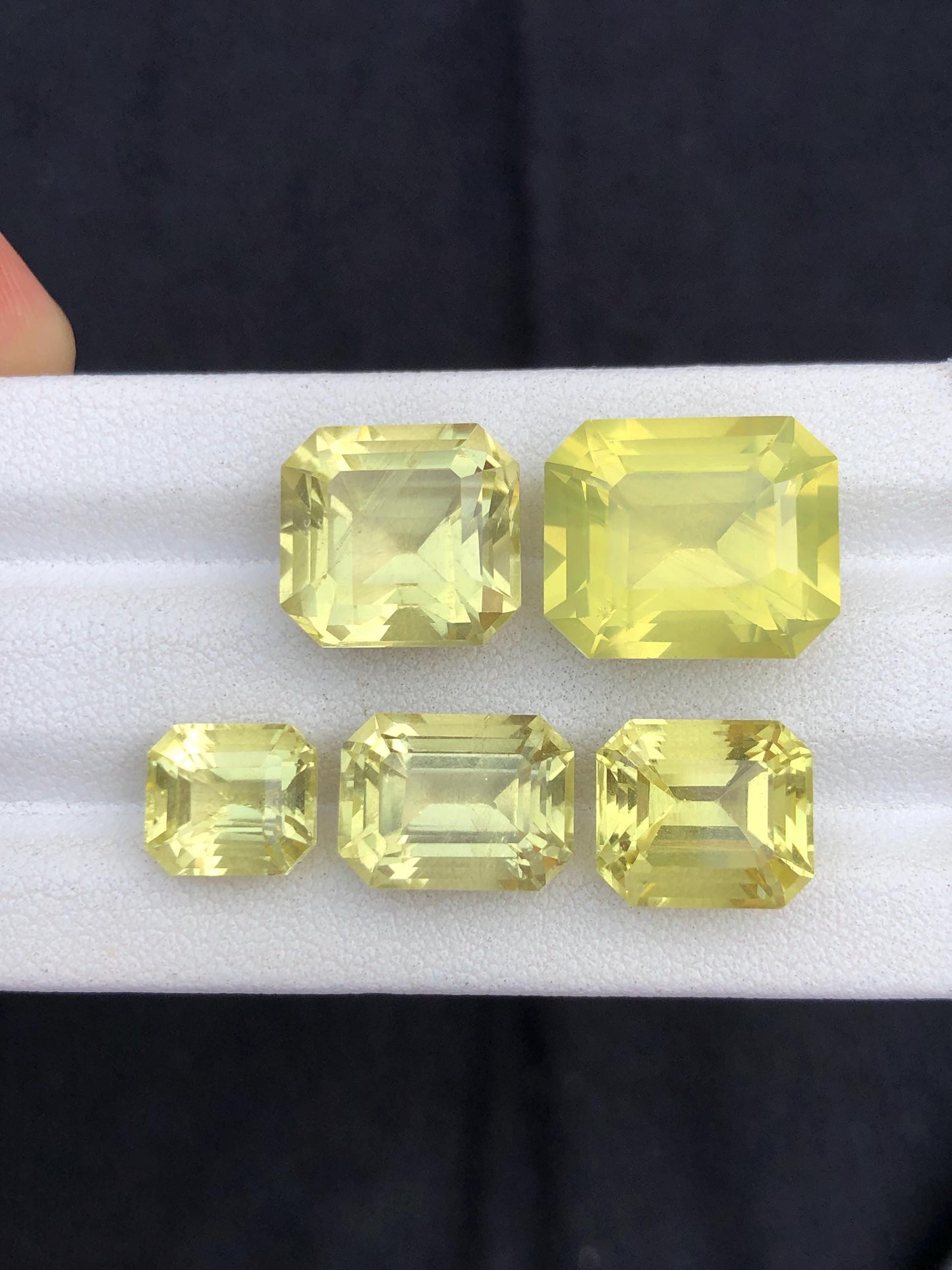 32 carats Faceted Citrine lot