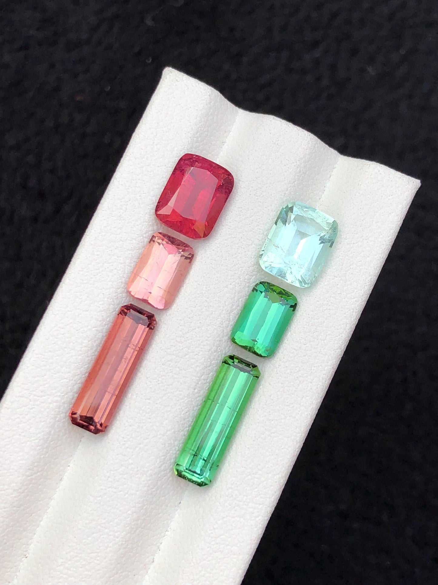 14.30 carats Face Top reverse tourmaline pairs origin Afghanistan