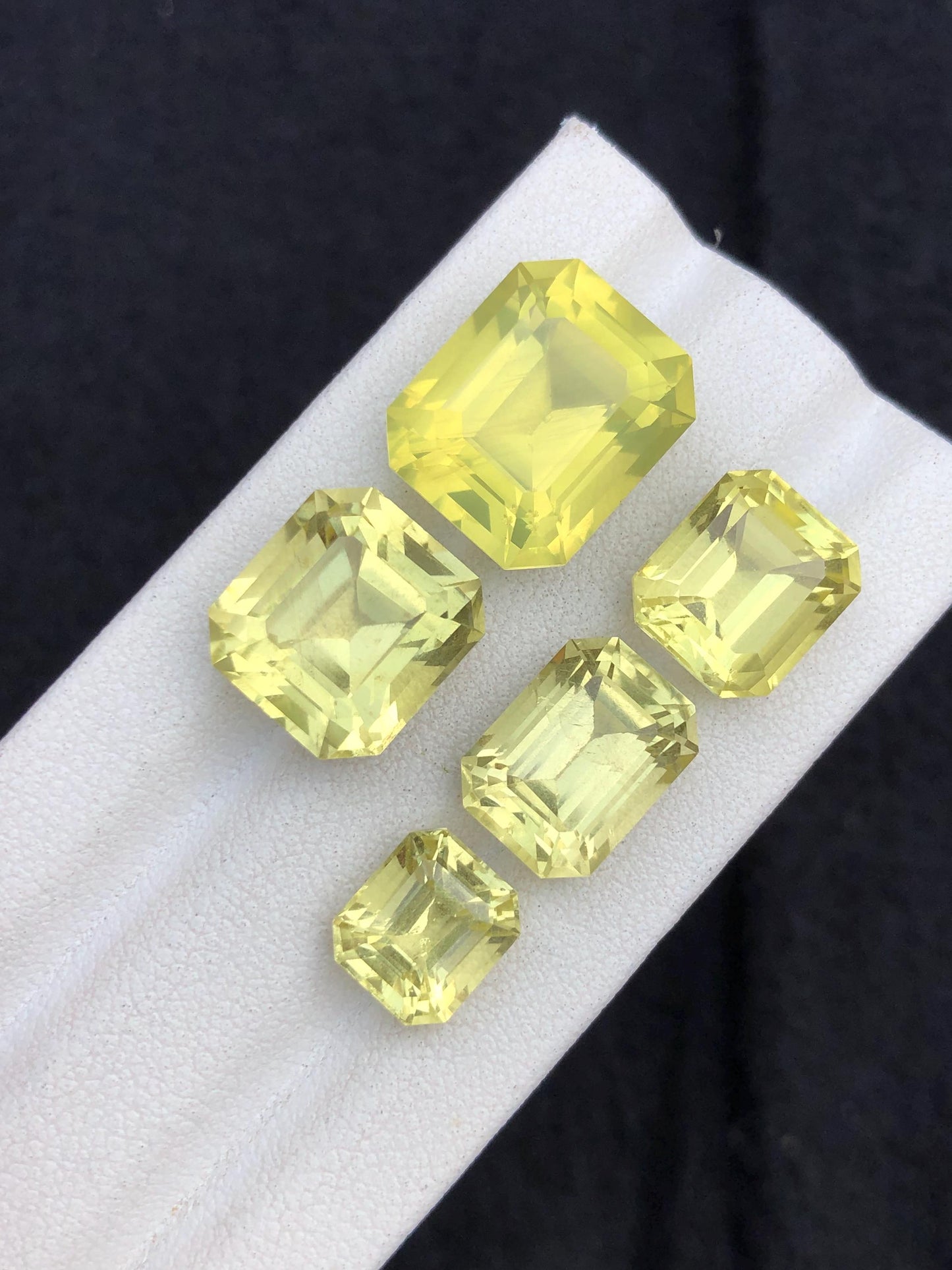 32 carats Faceted Citrine lot