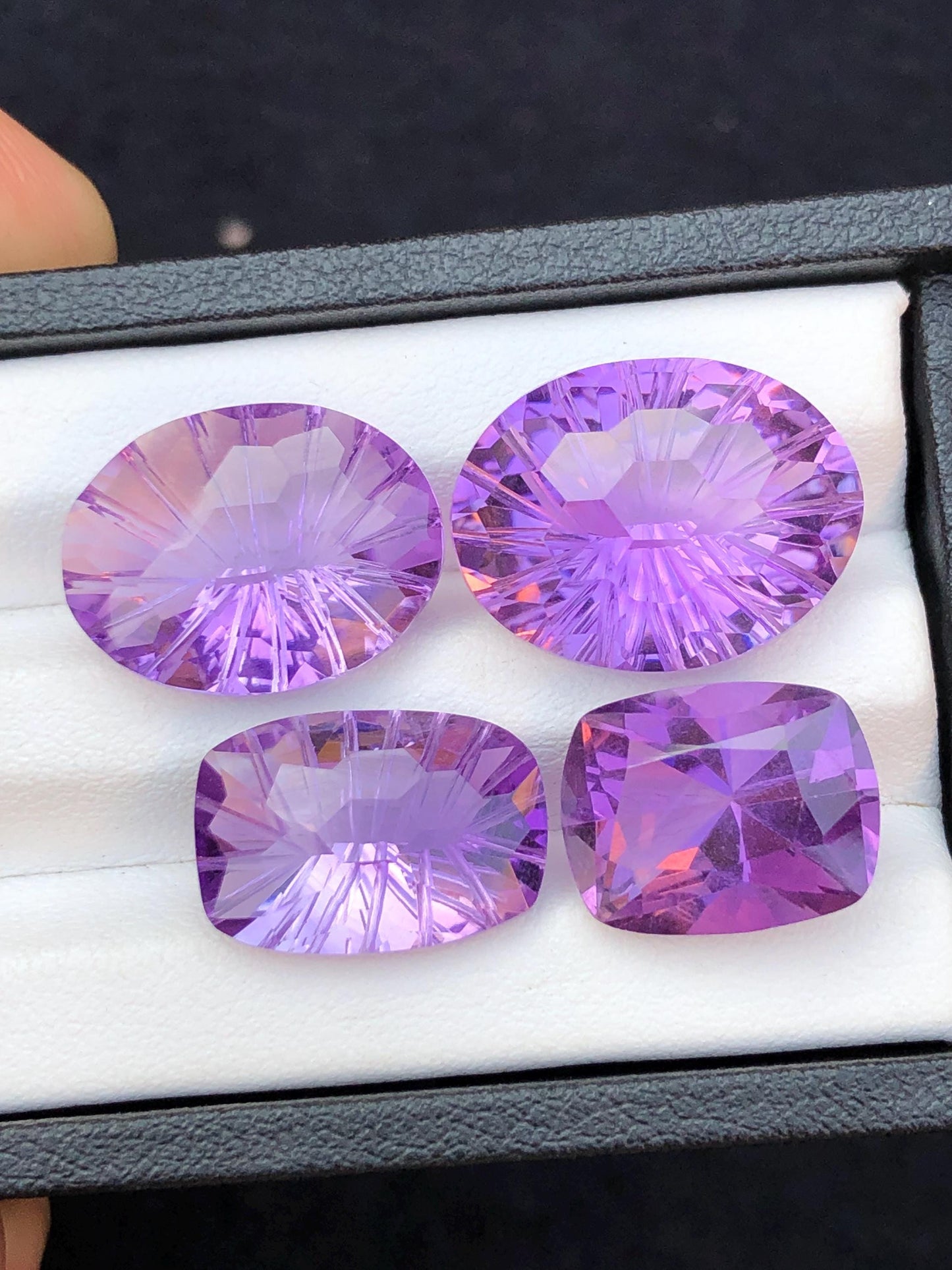 31.50 carats Faceted amythyst lot