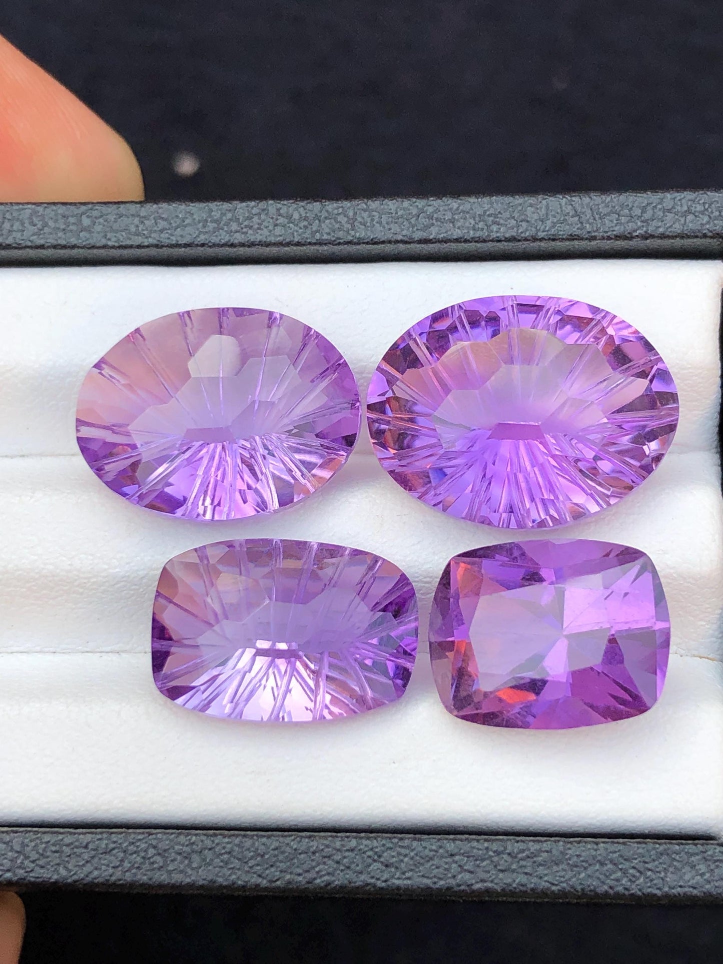 31.50 carats Faceted amythyst lot