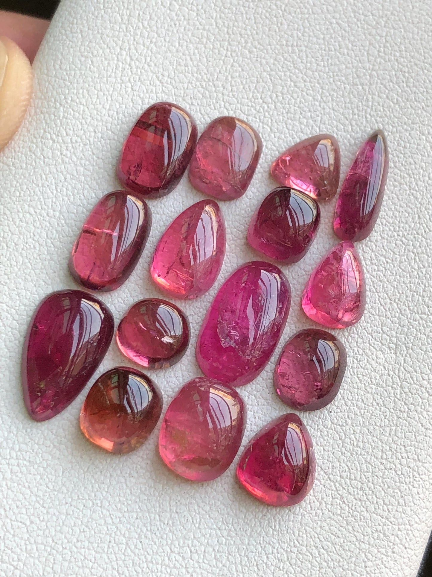 35 carats Rubilight tourmaline cabochons lot origin Afghanistan kunar mine