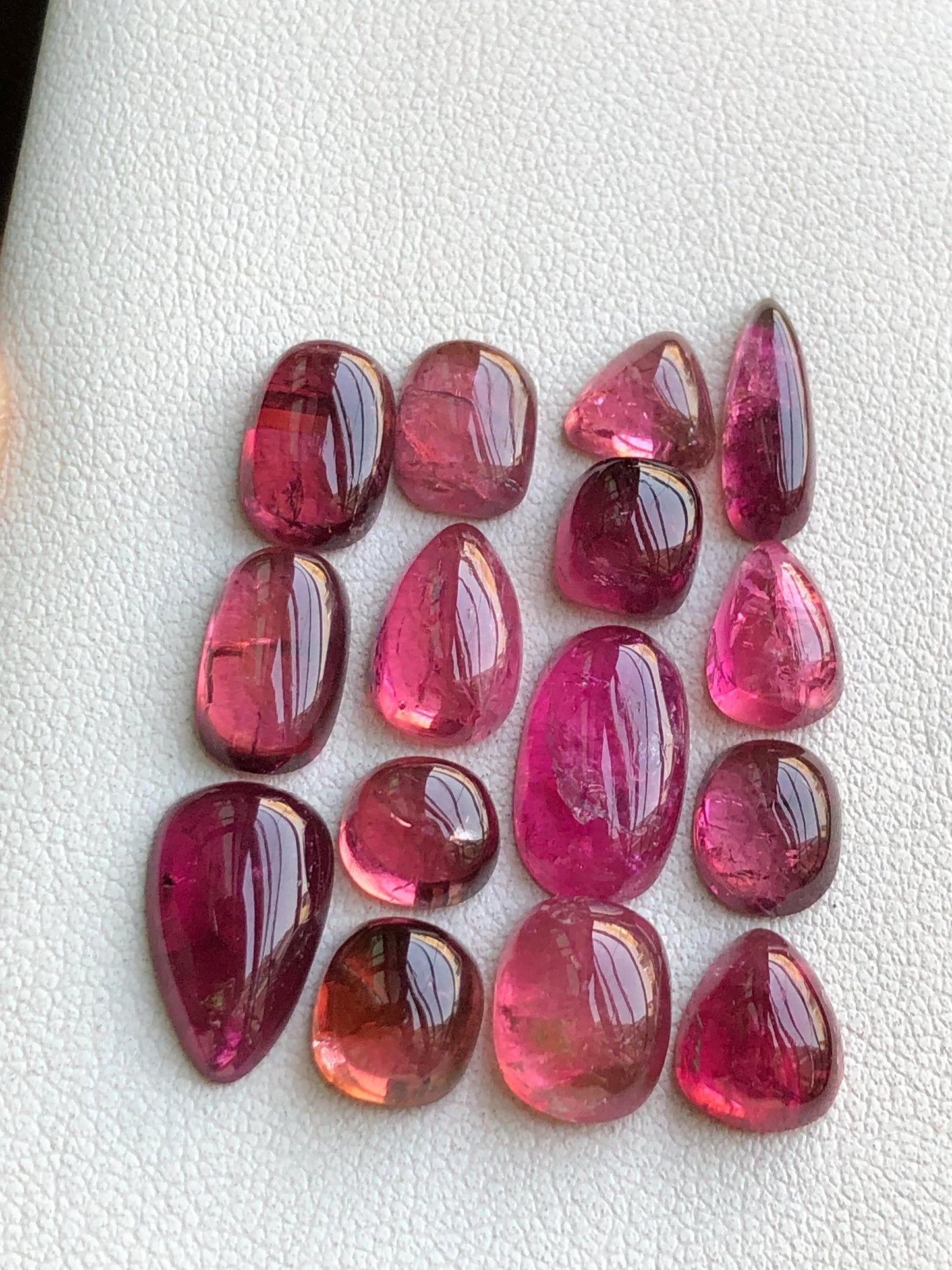 35 carats Rubilight tourmaline cabochons lot origin Afghanistan kunar mine