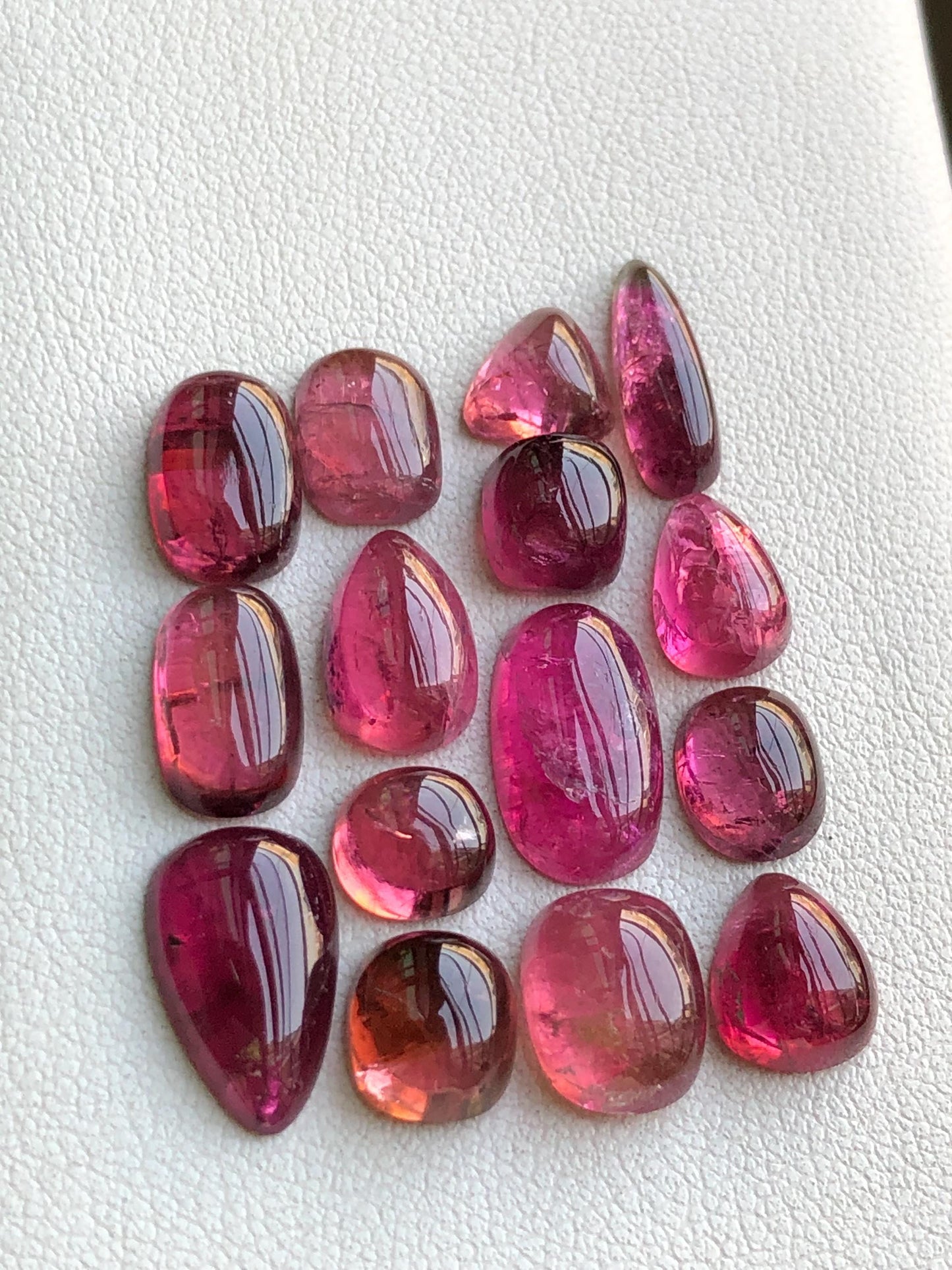 35 carats Rubilight tourmaline cabochons lot origin Afghanistan kunar mine