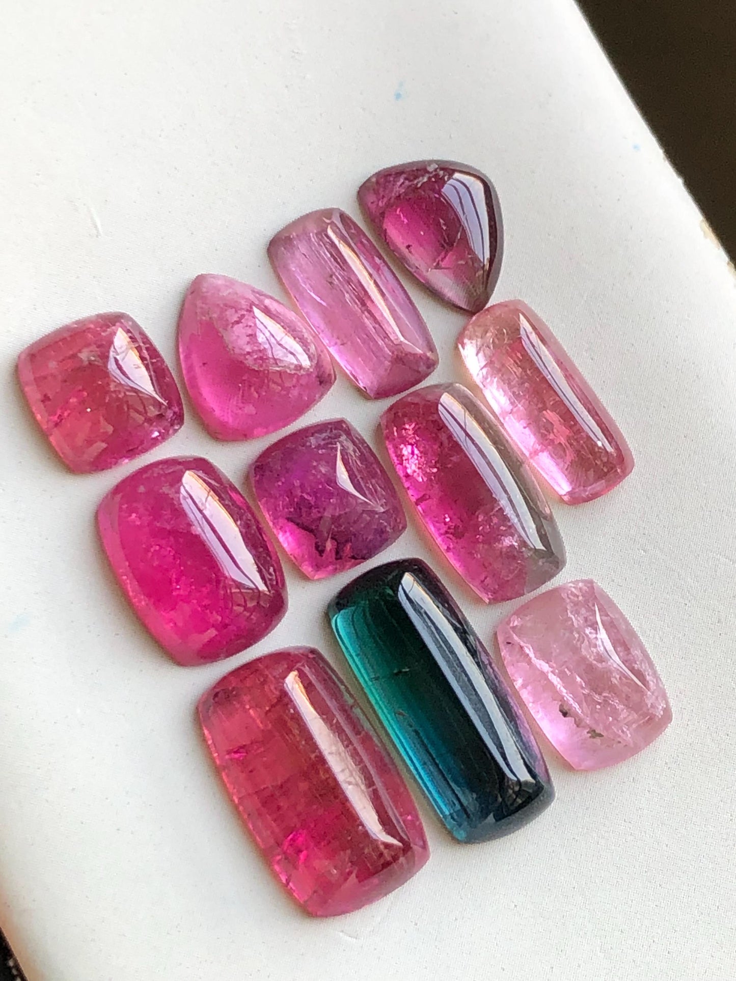 42 carats Rubilight tourmaline cabochons lot origin Afghanistan kunar mine