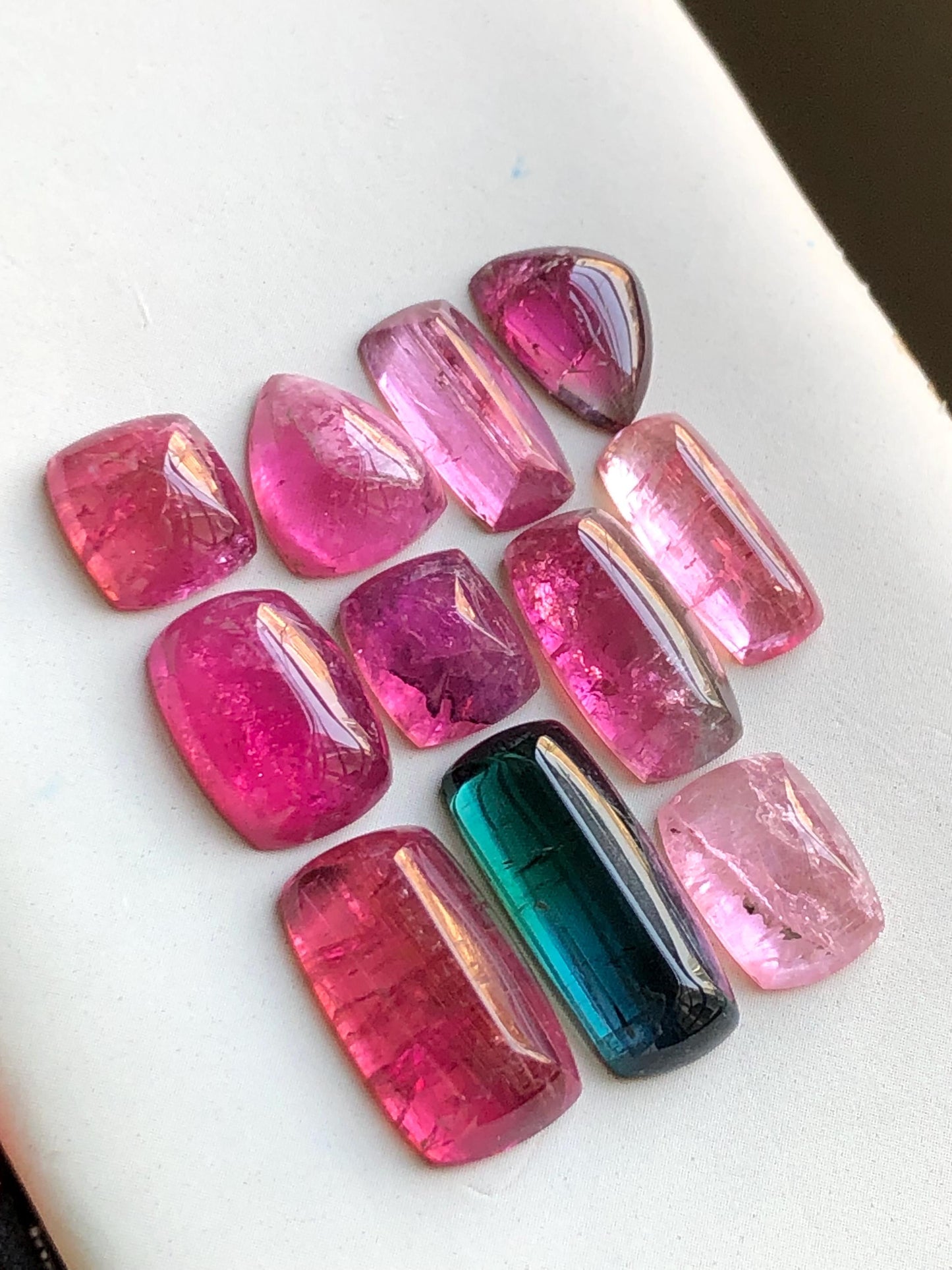 42 carats Rubilight tourmaline cabochons lot origin Afghanistan kunar mine