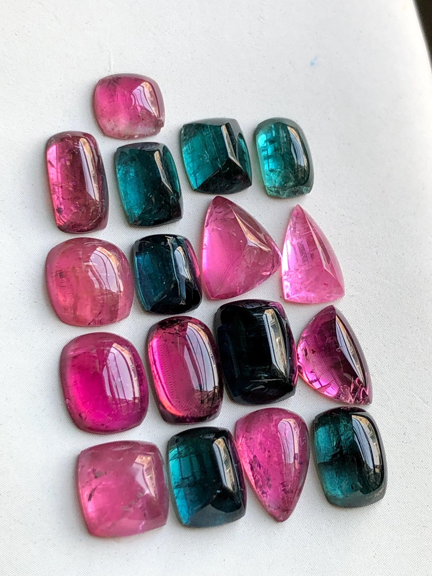 33 carats Multi colours tourmaline cabochons lot origin Afghanistan kunar mine