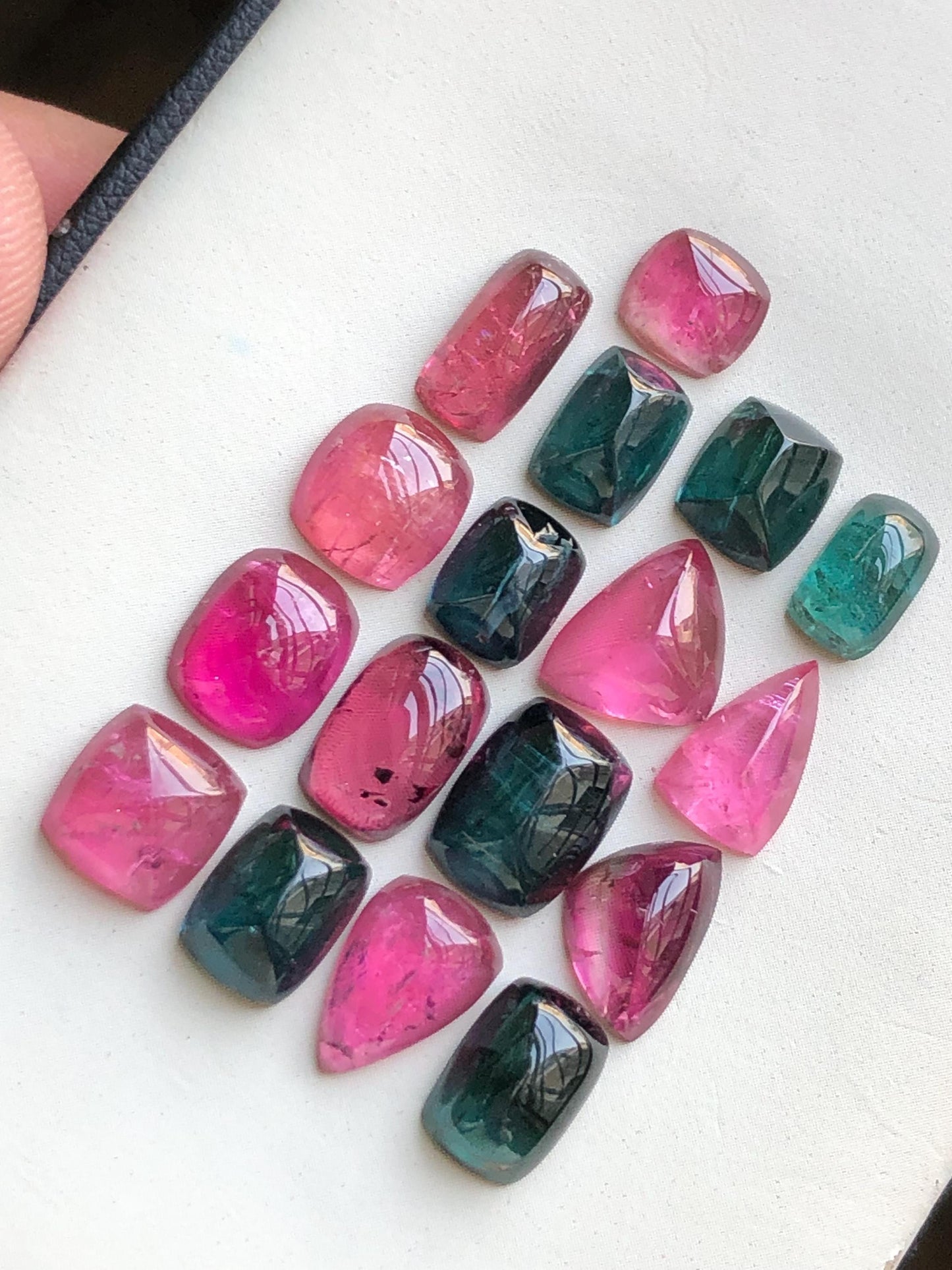 33 carats Multi colours tourmaline cabochons lot origin Afghanistan kunar mine