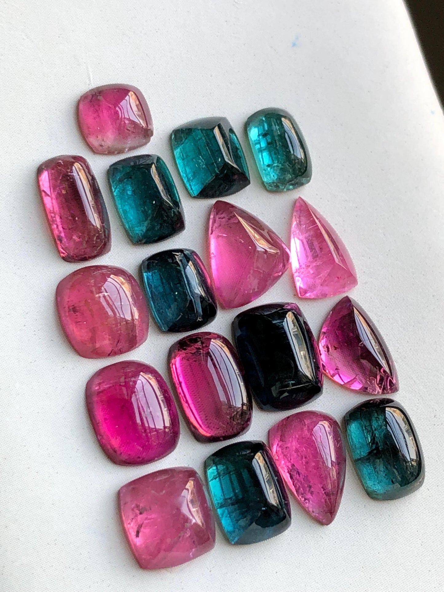 33 carats Multi colours tourmaline cabochons lot origin Afghanistan kunar mine