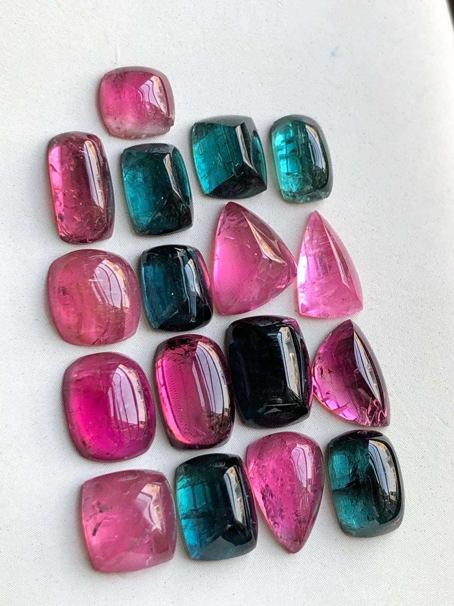 33 carats Multi colours tourmaline cabochons lot origin Afghanistan kunar mine