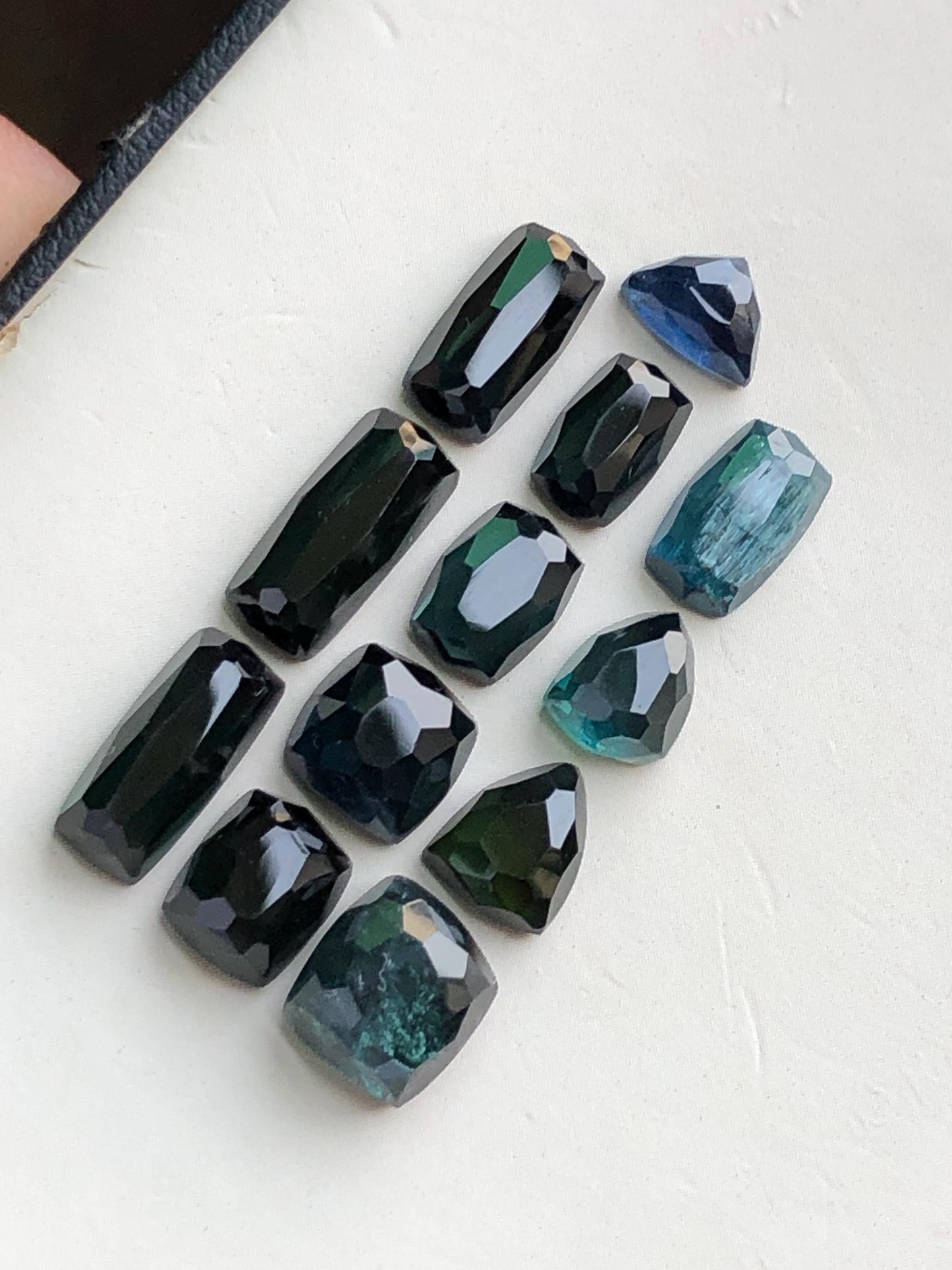 24.80 carats Dark blue tourmaline rose cuts lot origin Afghanistan kunar mine