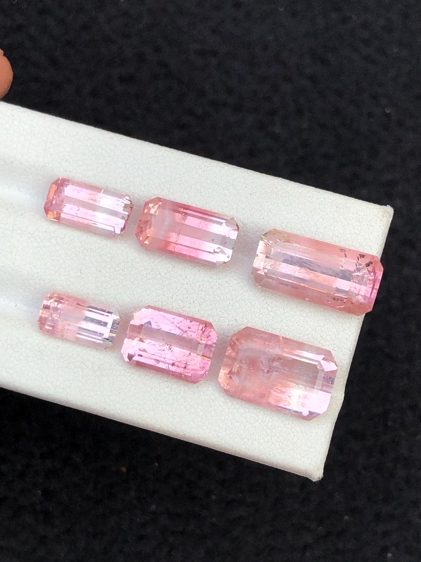 22.25 carats Bi colour faceted tourmaline