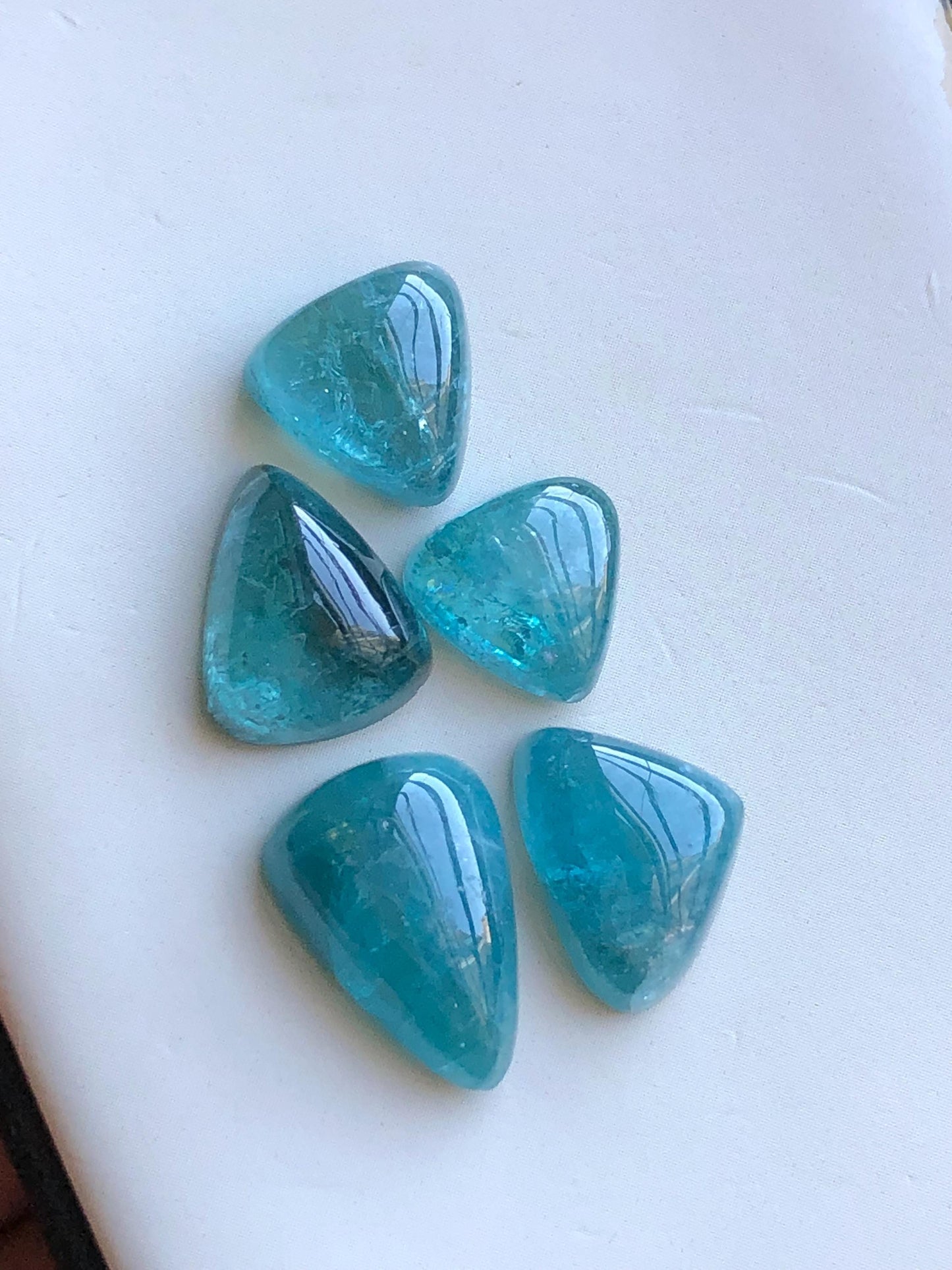 29.60 carats Blue tourmaline cabochons lot