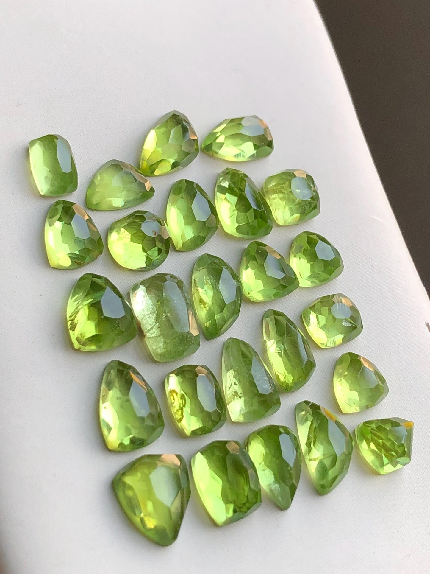 45 carats Peridot rose cuts lot